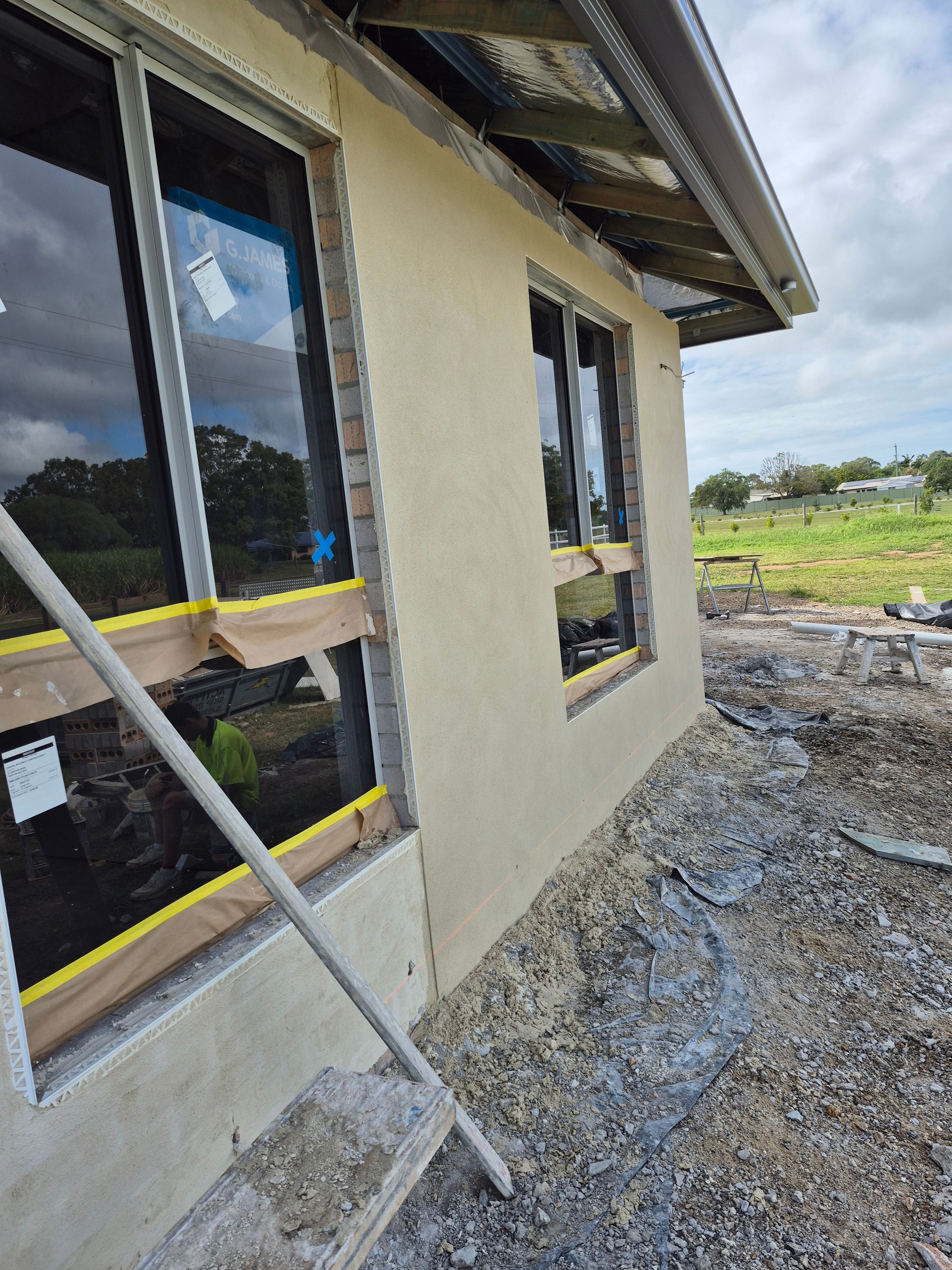 Wide Bay render works 's image