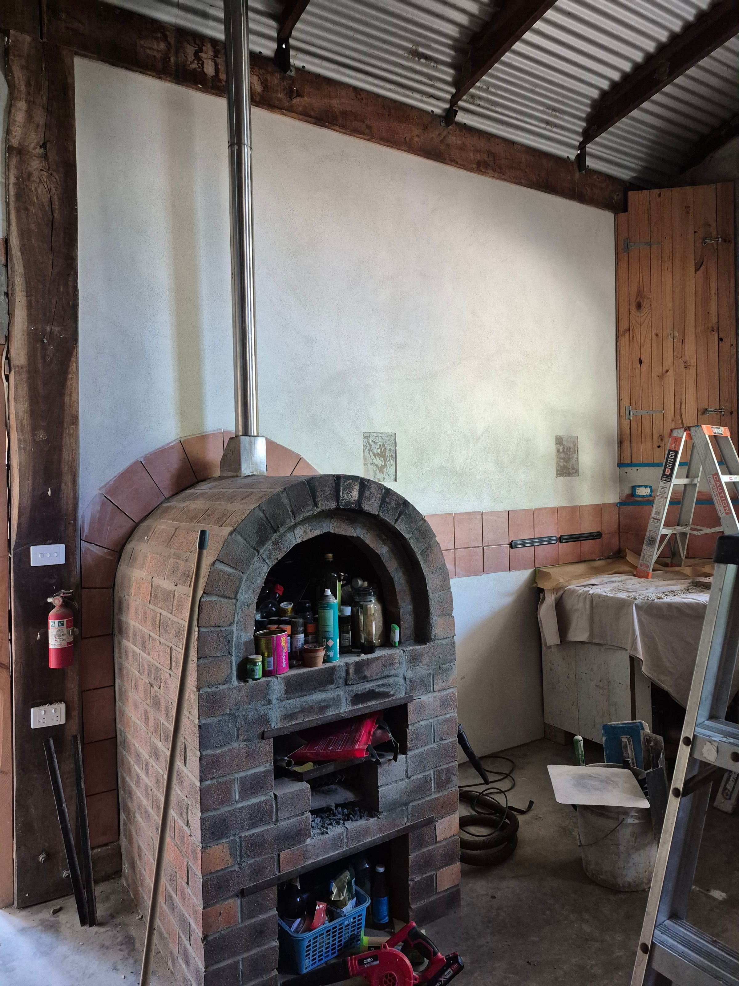 Wide Bay render works 's image