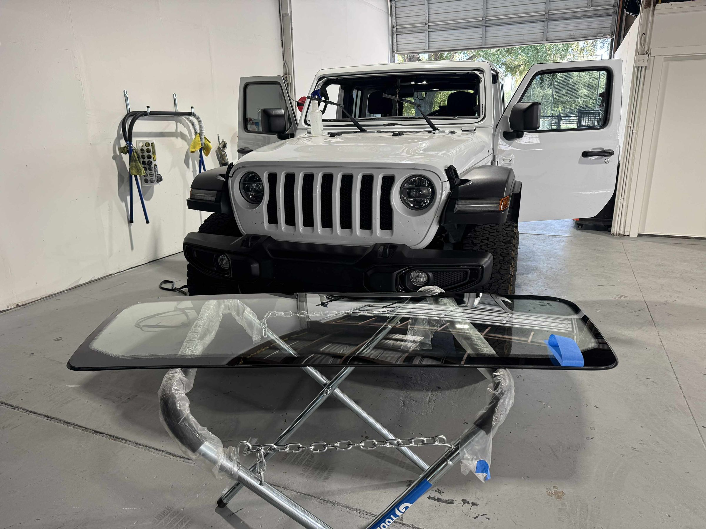Crystal View Auto Solutions 's image