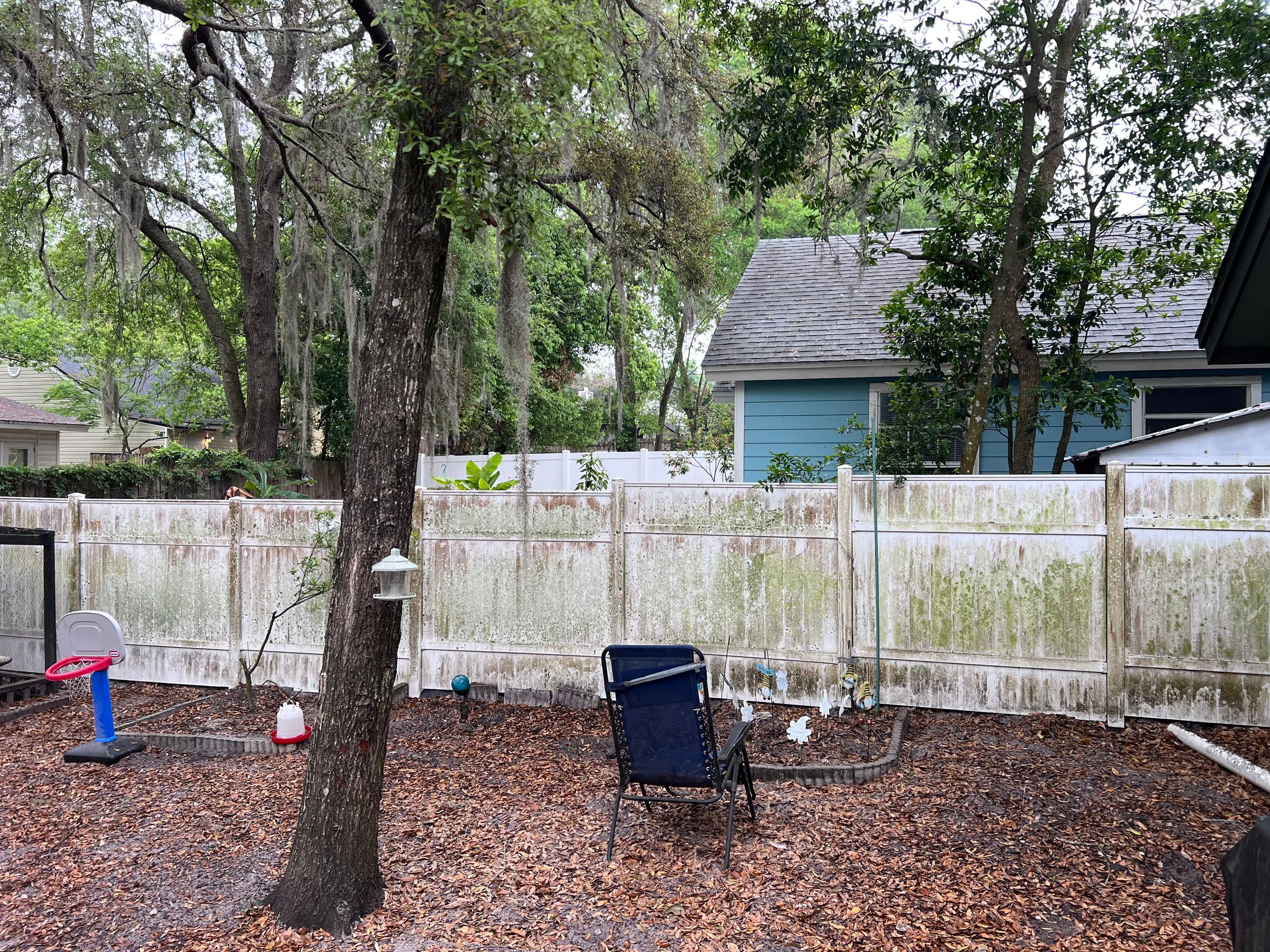 Oliveira Power Wash LLC's image