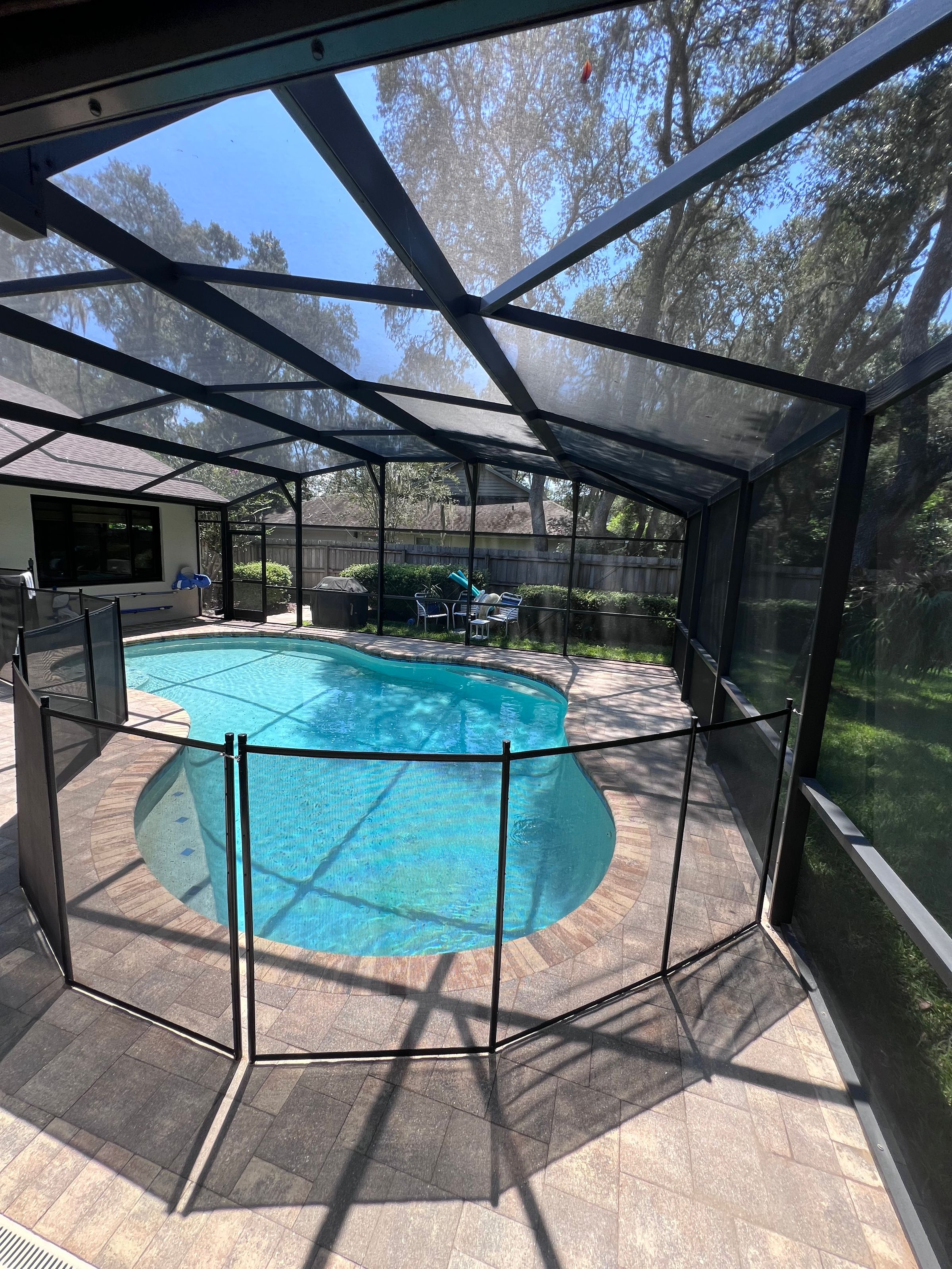 Oliveira Power Wash LLC's image