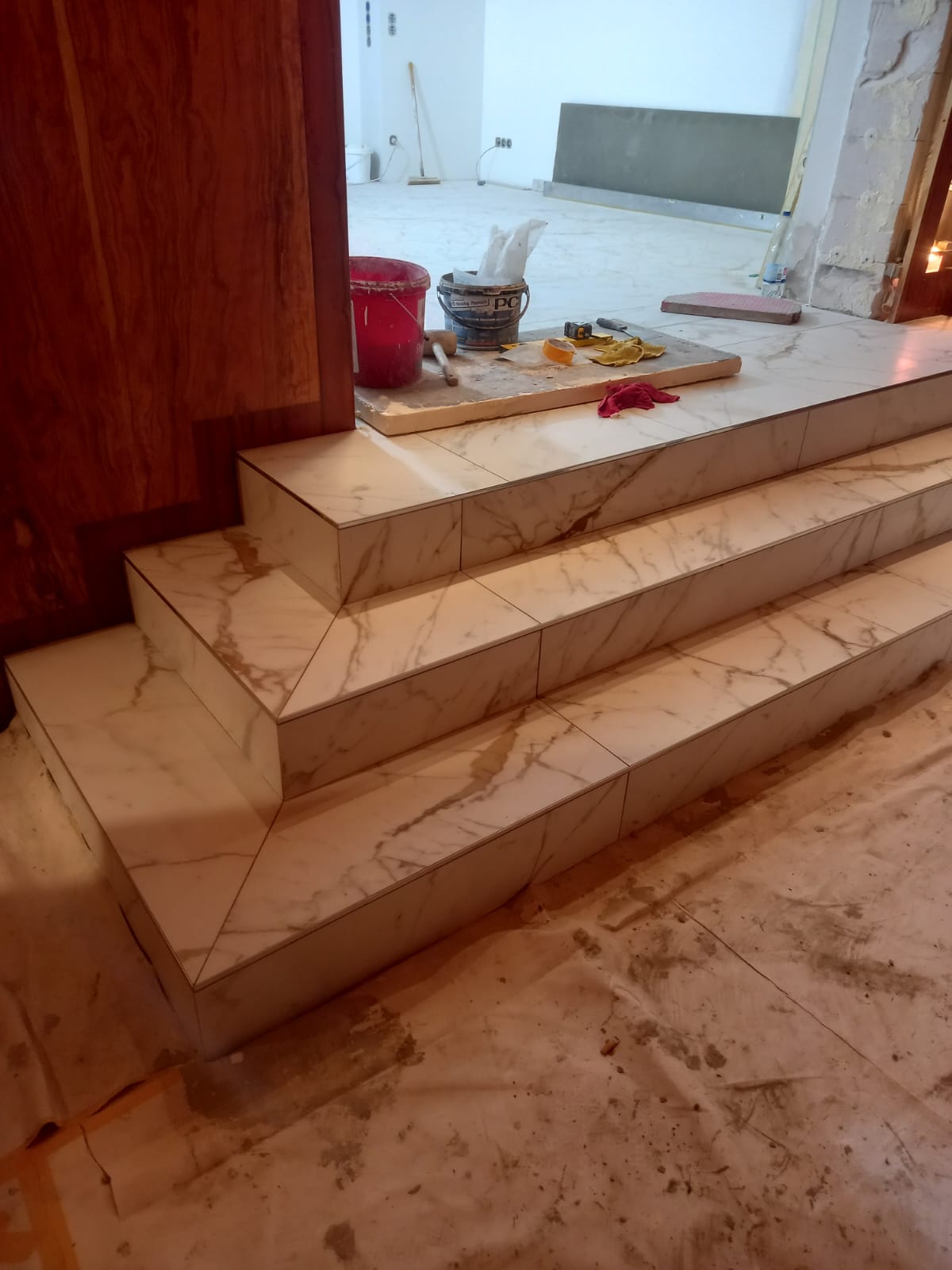 Treppe-Fliesen-München2