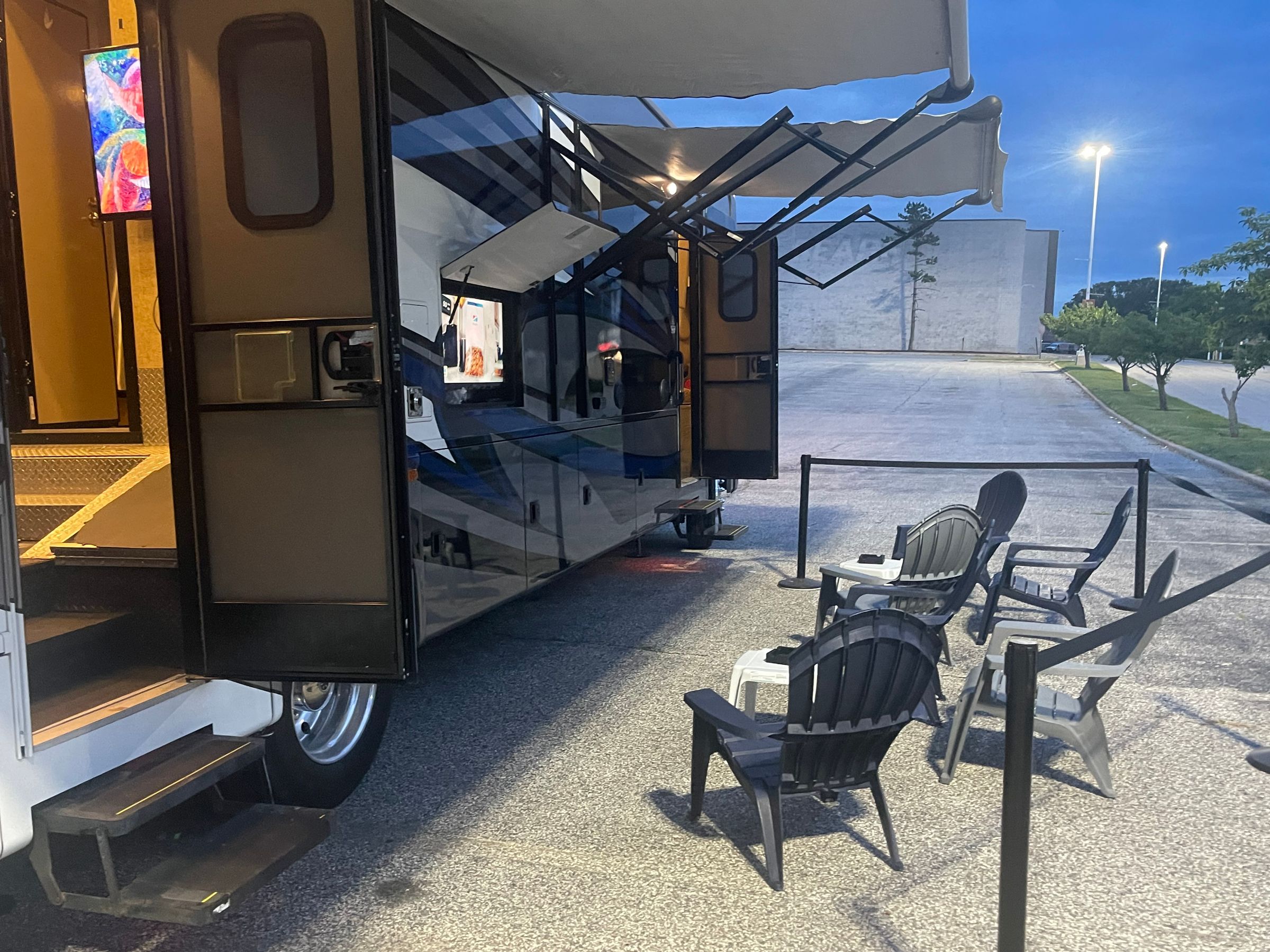 The Cigar Wagon Mobile Cigar Lounge's image