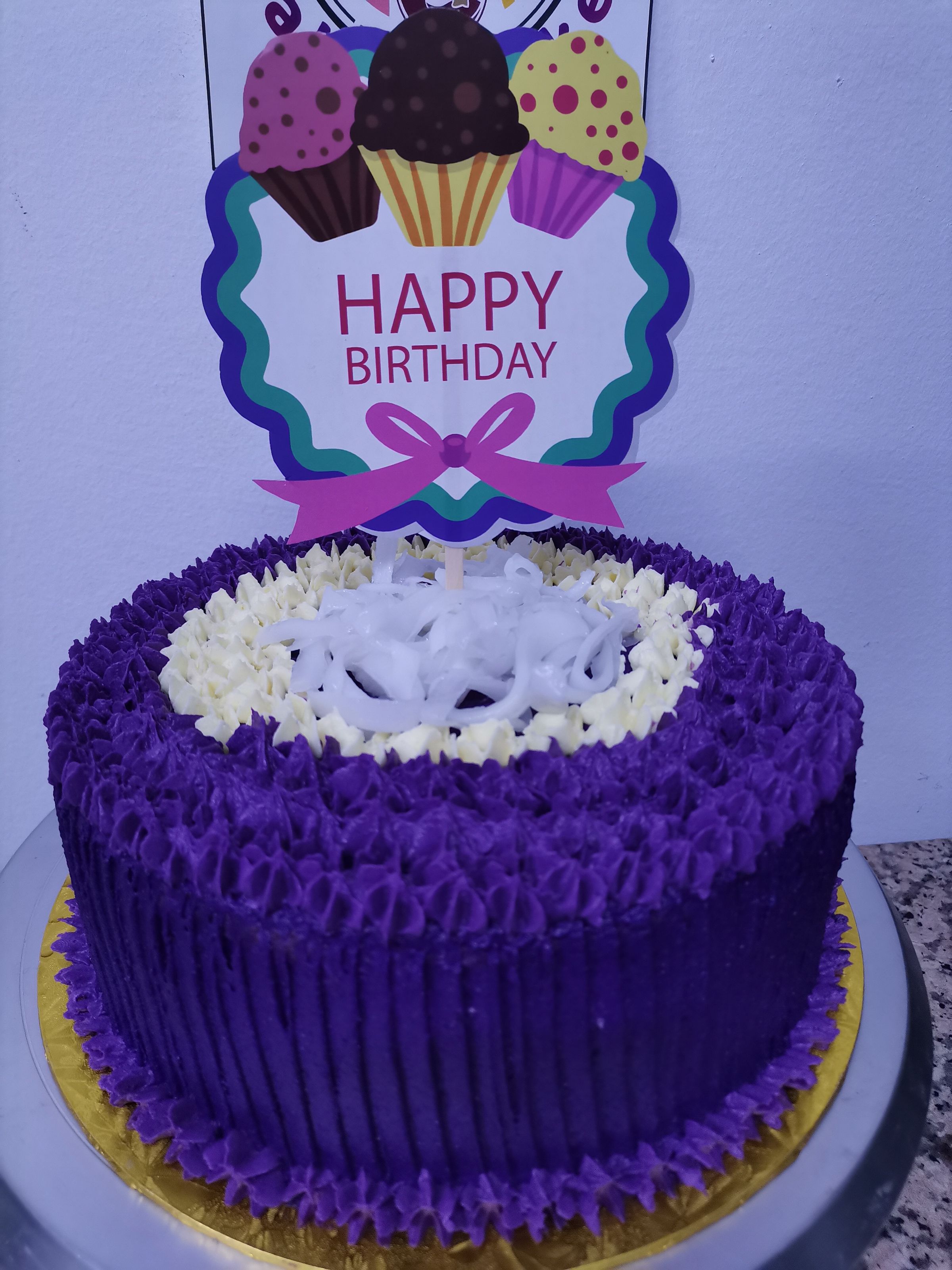 La-Ube Cake (KD 8.500)