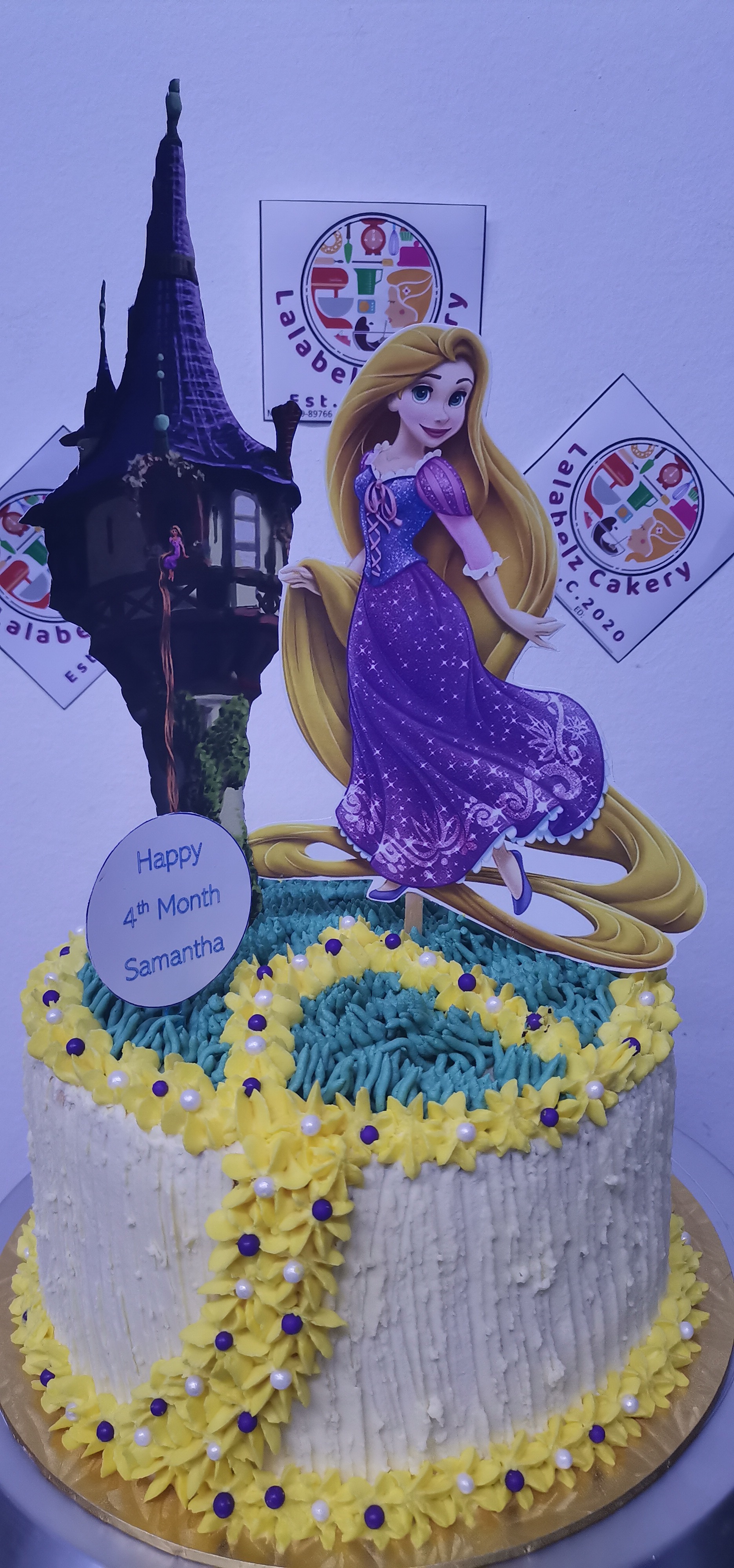 Larapunzel Cake (KD10.000)