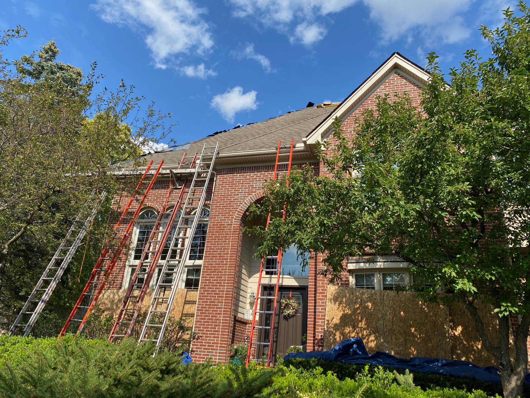 Exterior's Roof's image