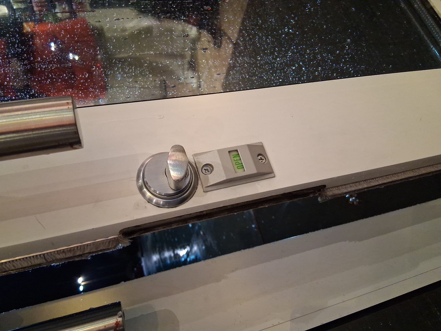 E Z locks & entry's image