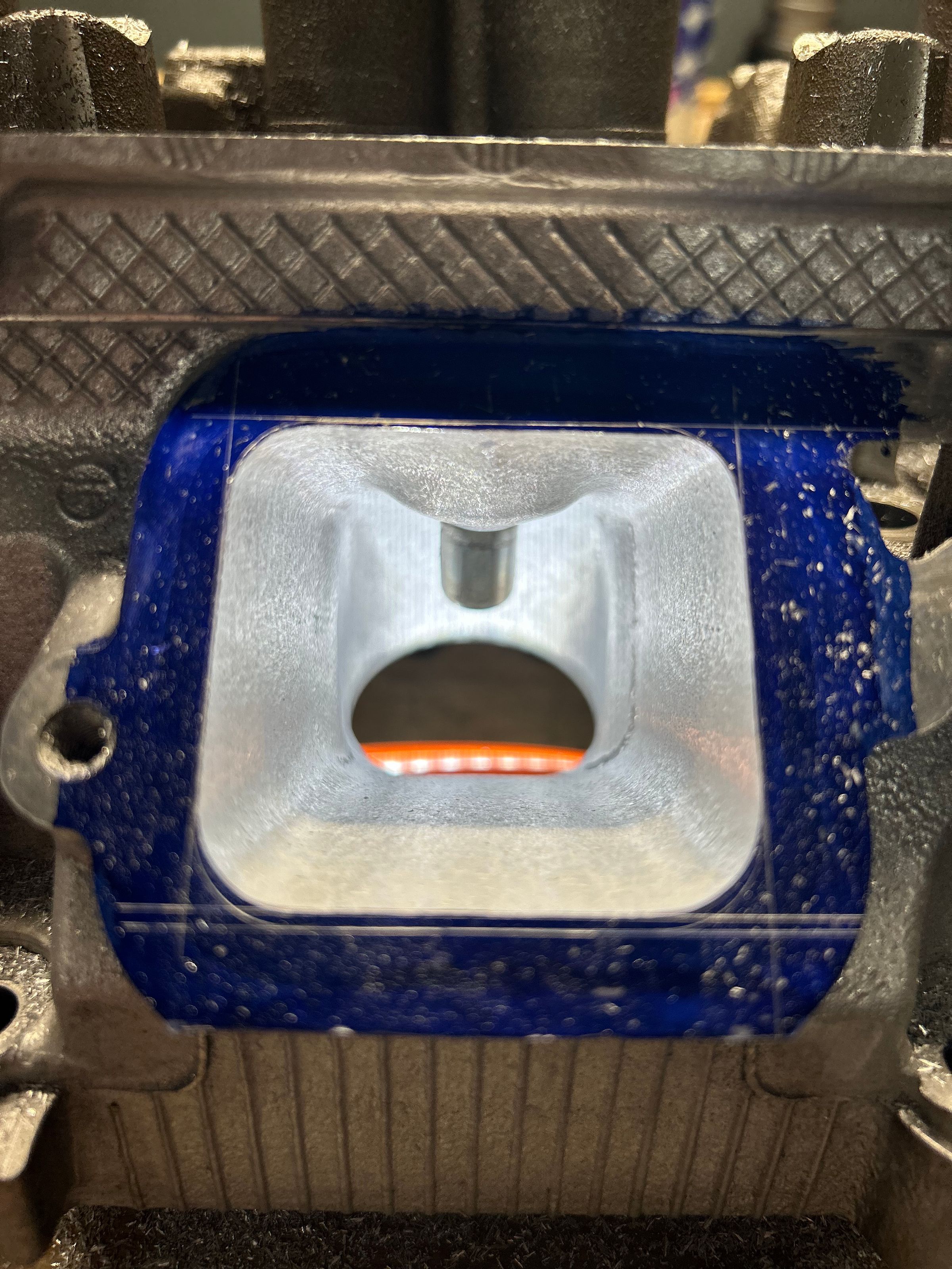 Hemi Intake Runner