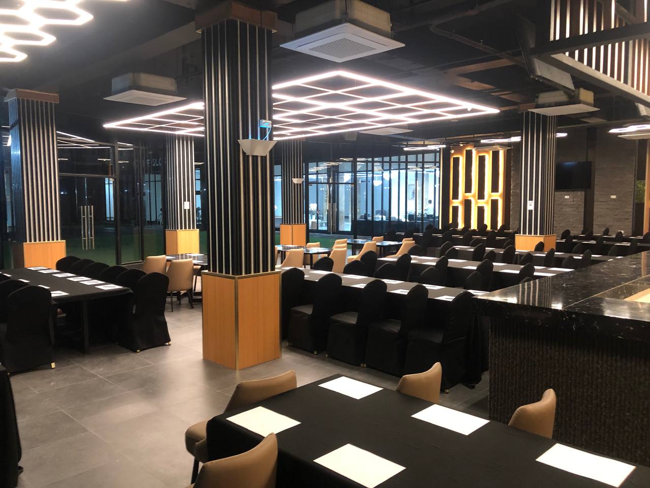 thegloryhotel.net's image
