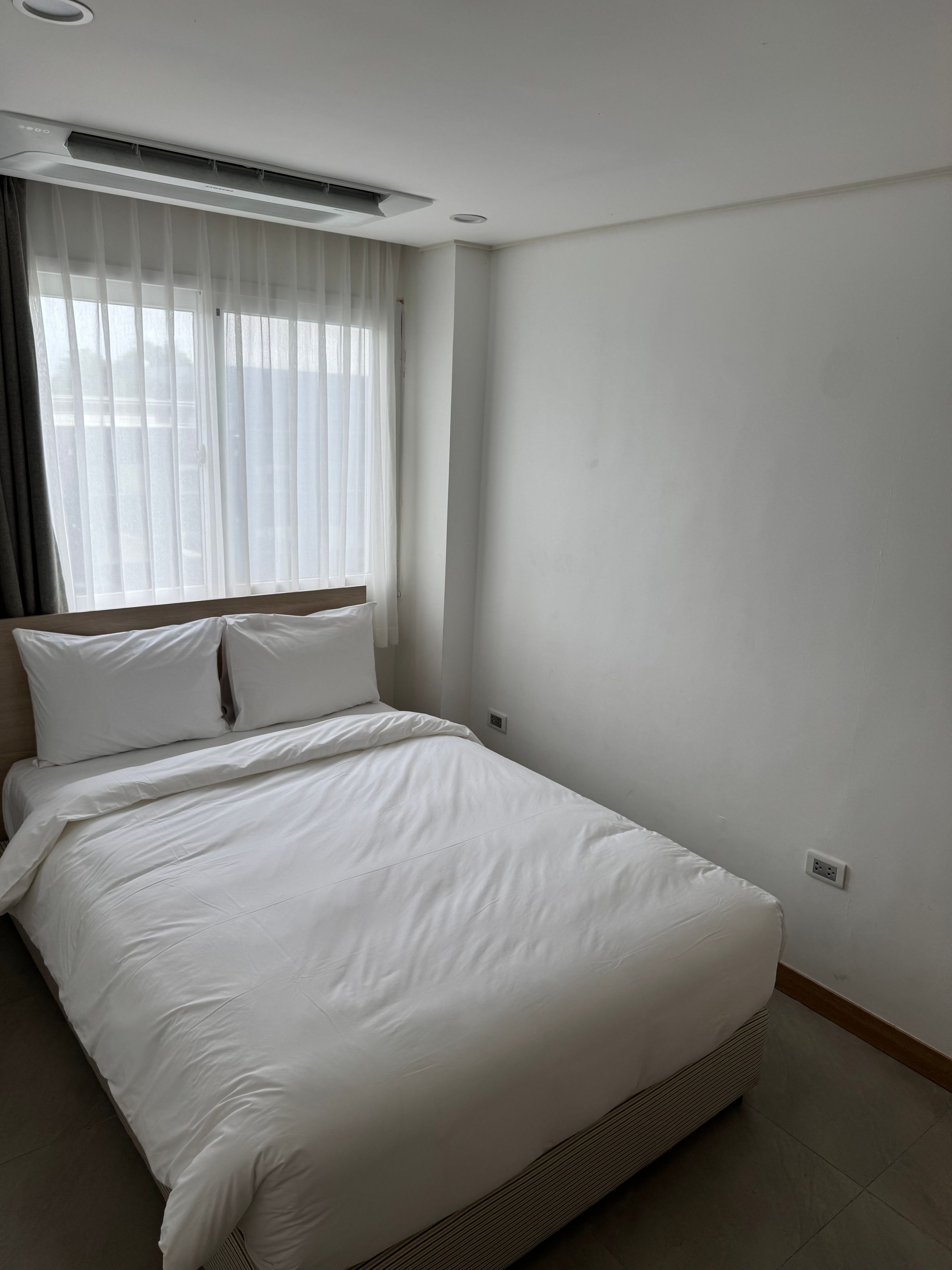 thegloryhotel.net's image