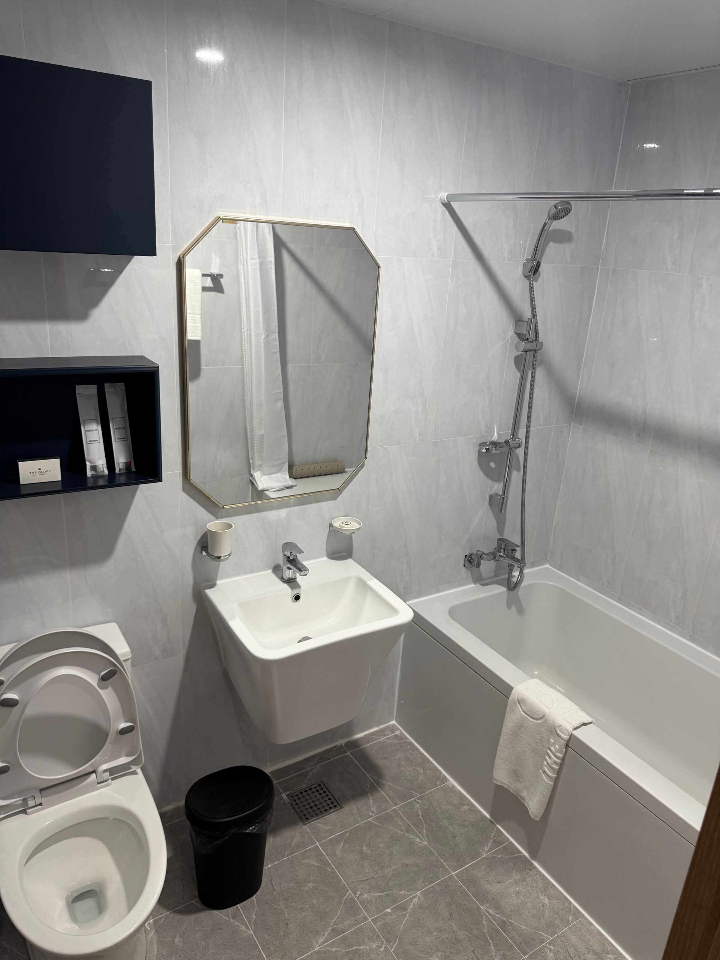 thegloryhotel.net's image