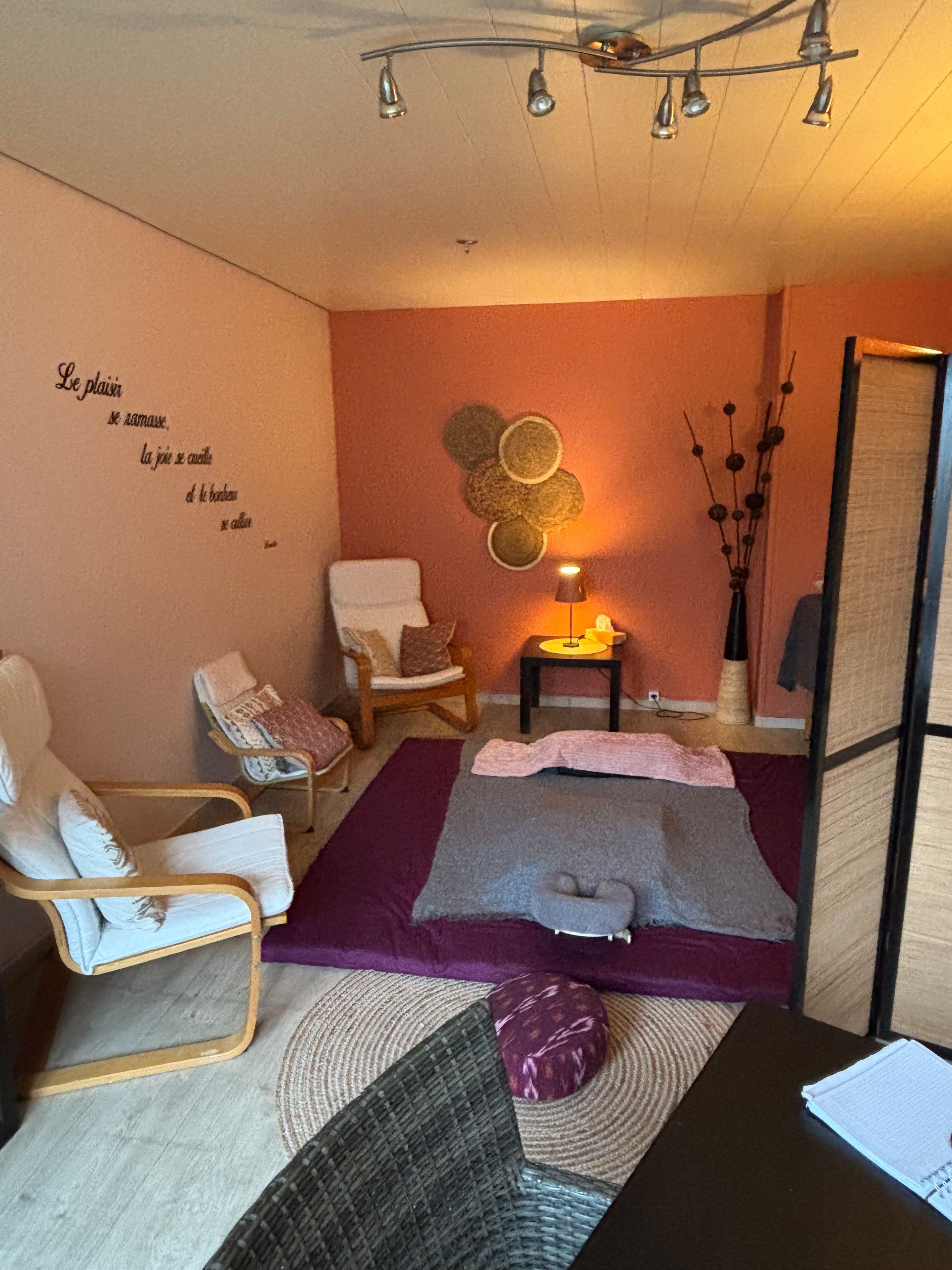 Eiyō-Ki : Nutrition, shiatsu humain & animal, massages's image