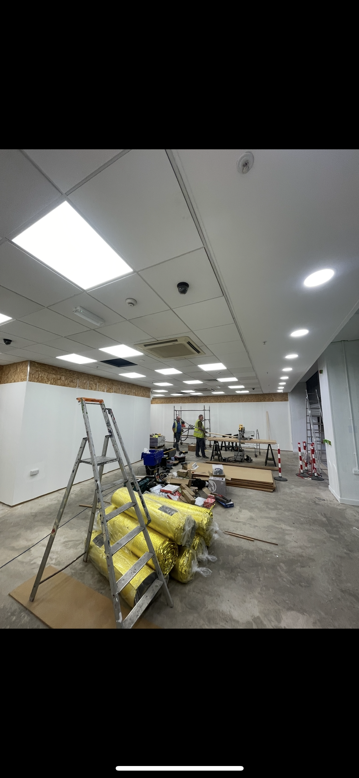  E & P Services's image