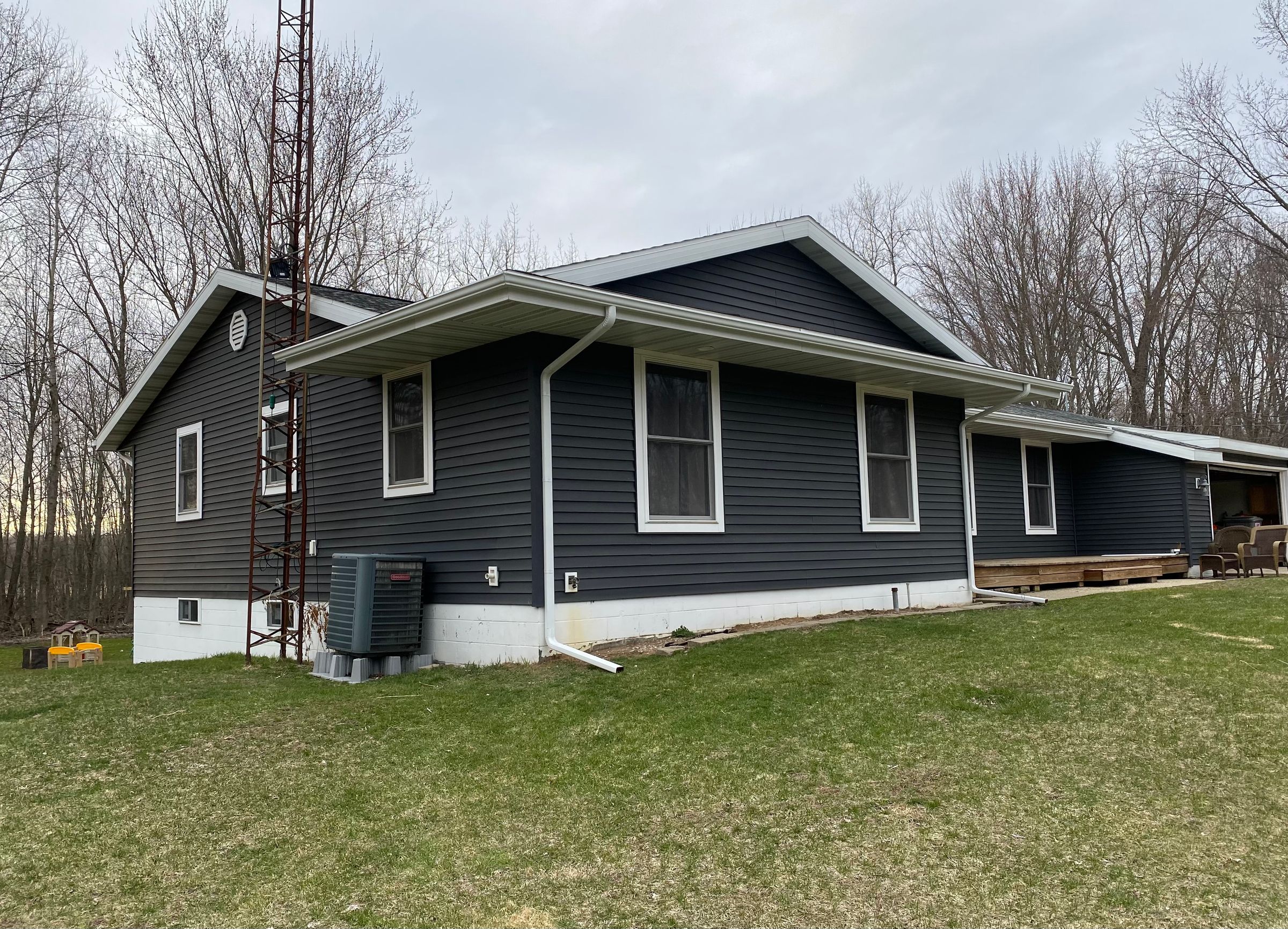 Spoelman Seamless Gutters LLC's image