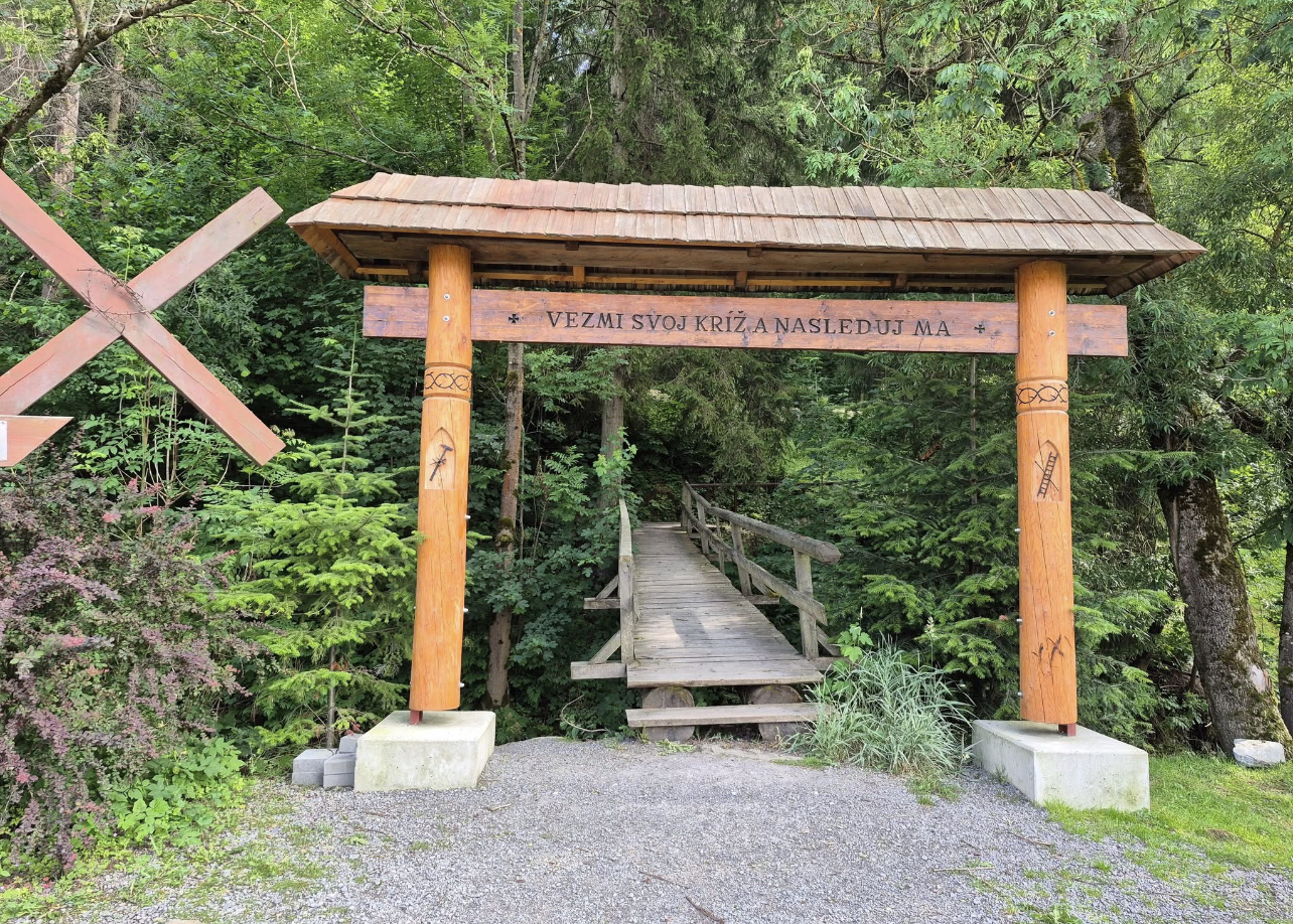 Holistic Wellbeing Retreats | Movement, Mindfulness & Nature's image