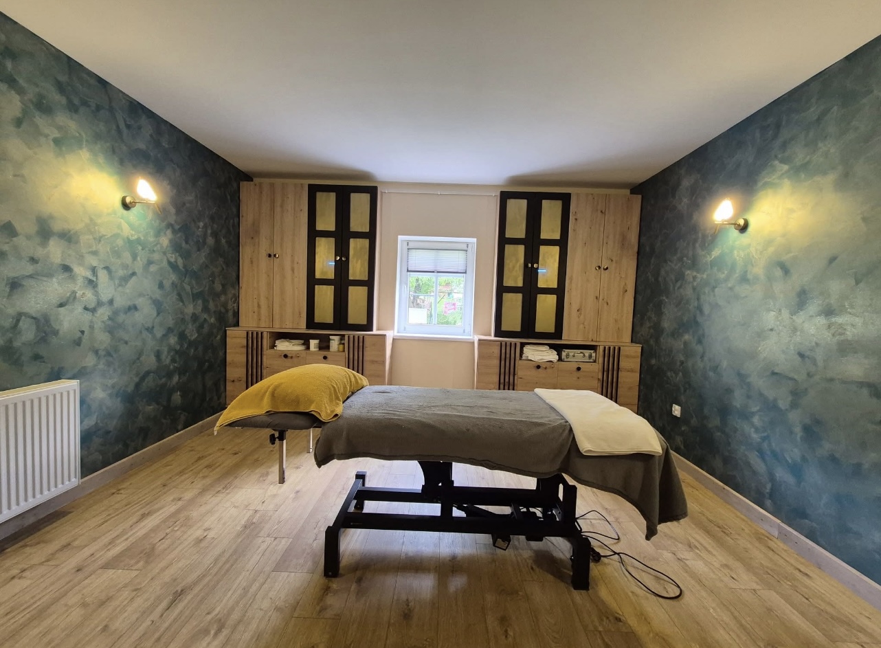 Holistic Wellbeing Retreats | Movement, Mindfulness & Nature's image