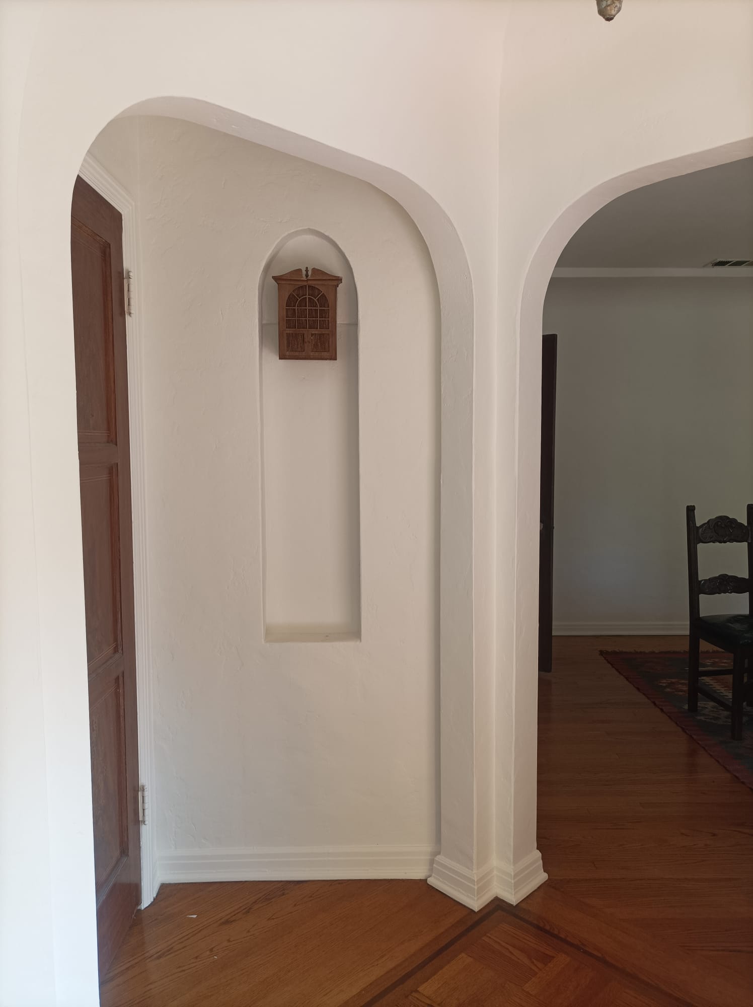 Archway & hallway repaint – classic Spanish-style home, Los Angeles CA