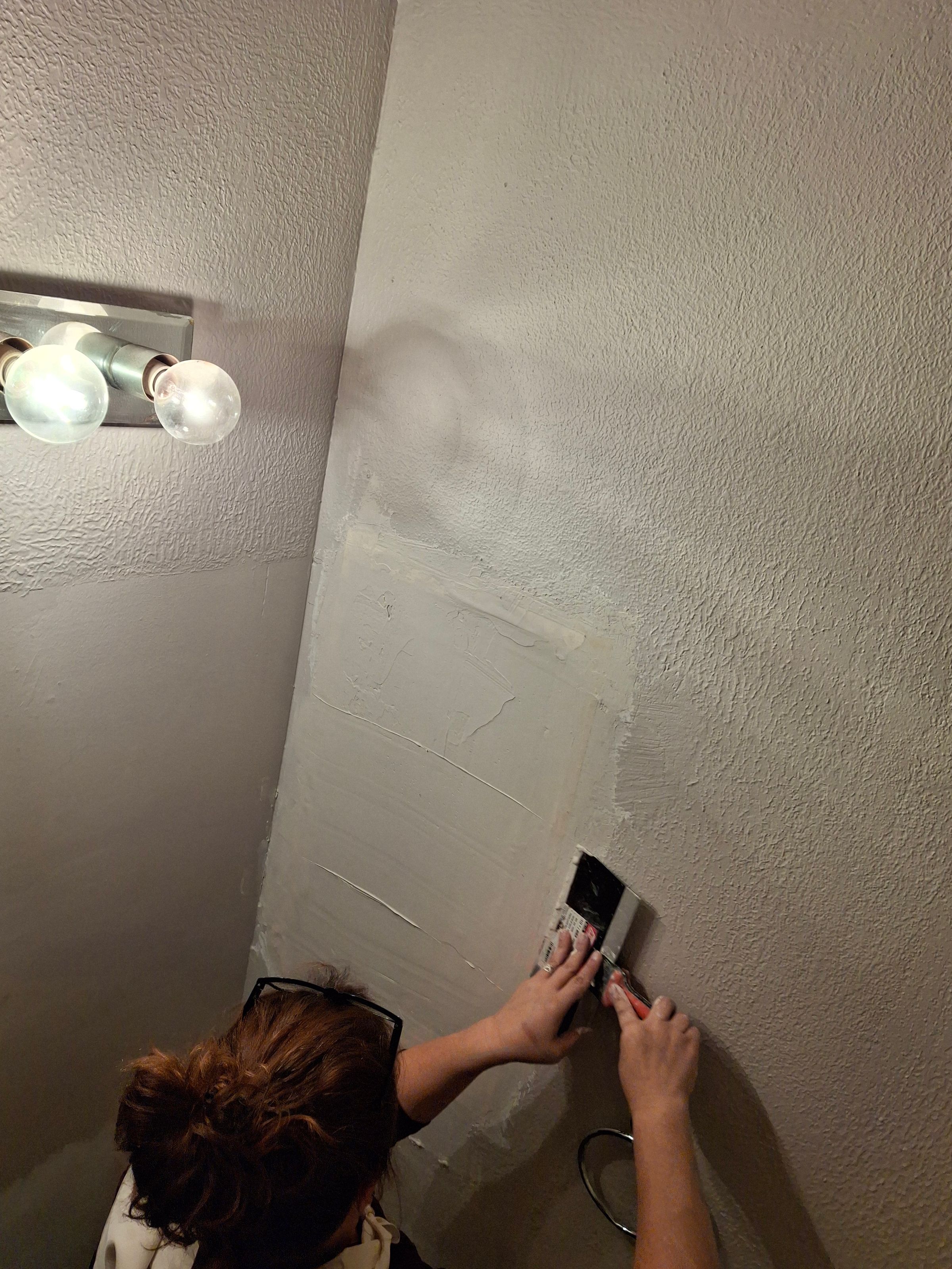 HandyHelp LLC's image