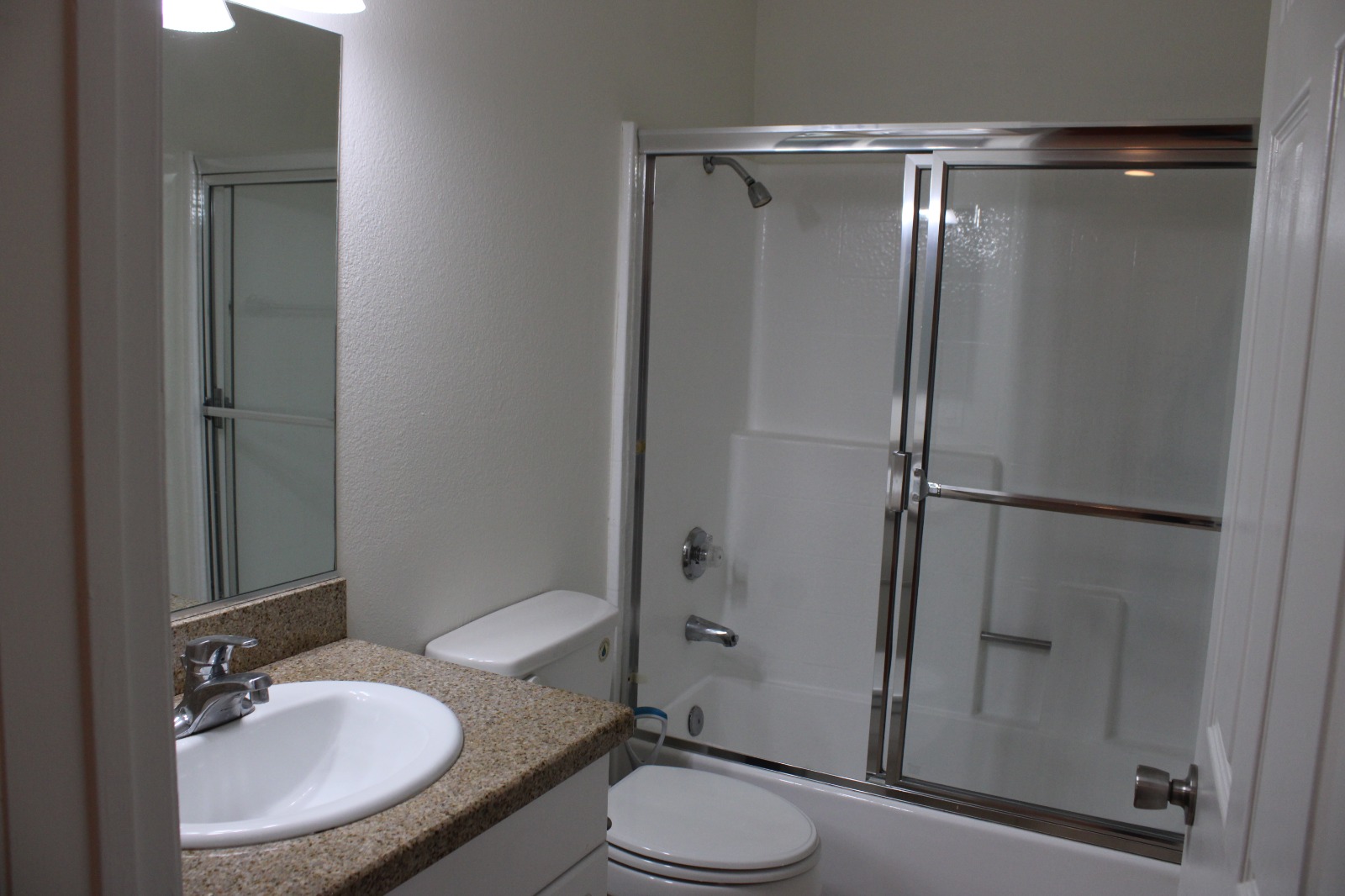 HandyHelp LLC's image