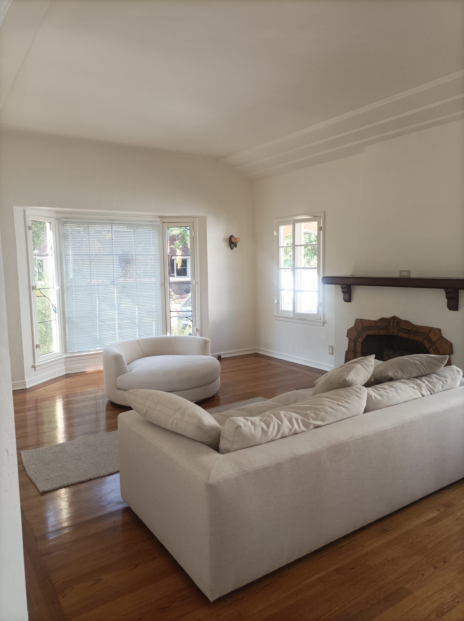 Finished living room, soft white walls & trim painting, Los Angeles CA
