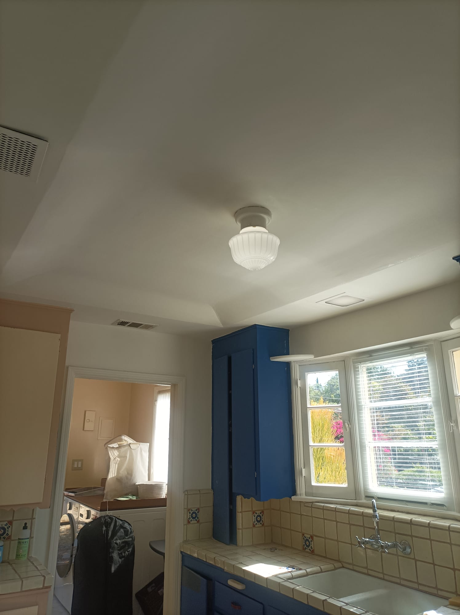 Repaint – fresh neutral walls & ceiling, Los Angeles CA