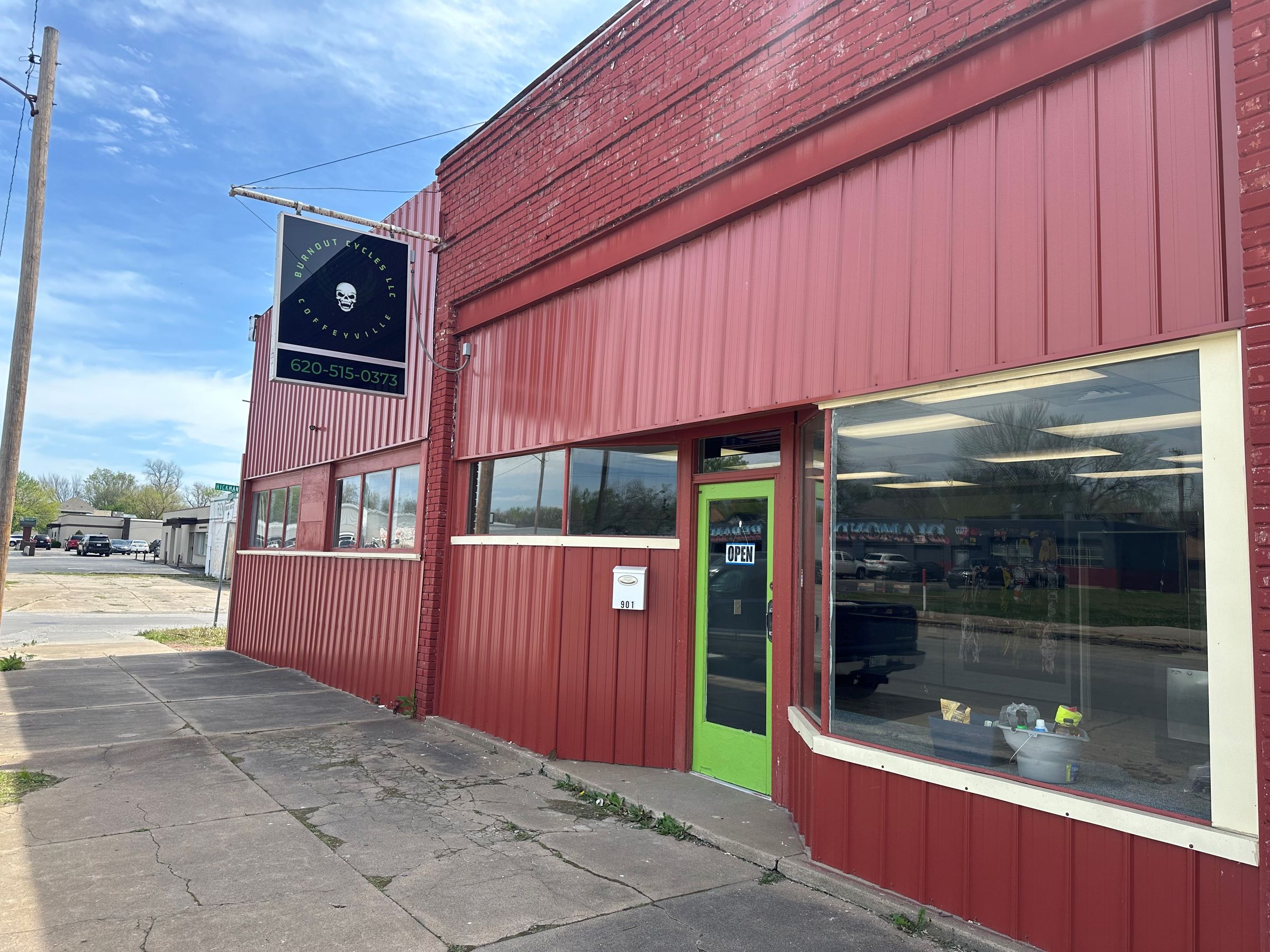 901 W 8th Street Coffeyville KS 