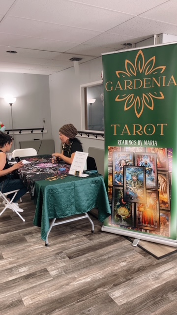 Maria Jimenez Insta: @gardeniatarot777
