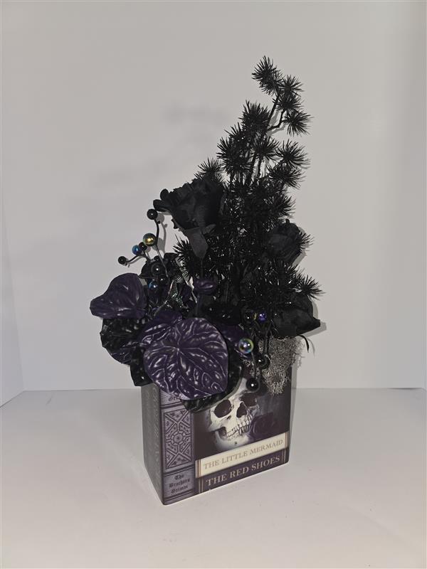 Small Storybook Vase NCA