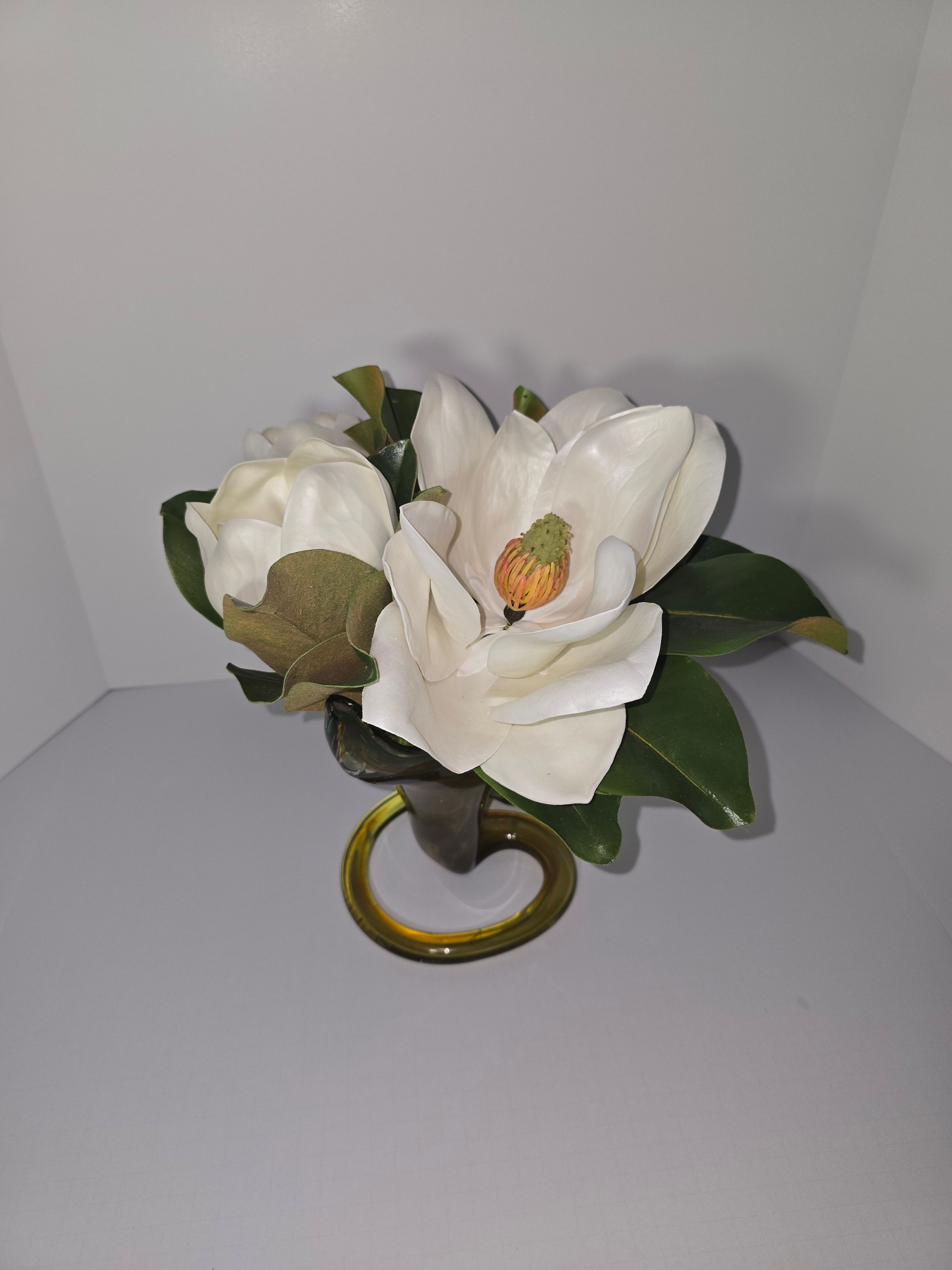Large Magnolia Vase NCA0044