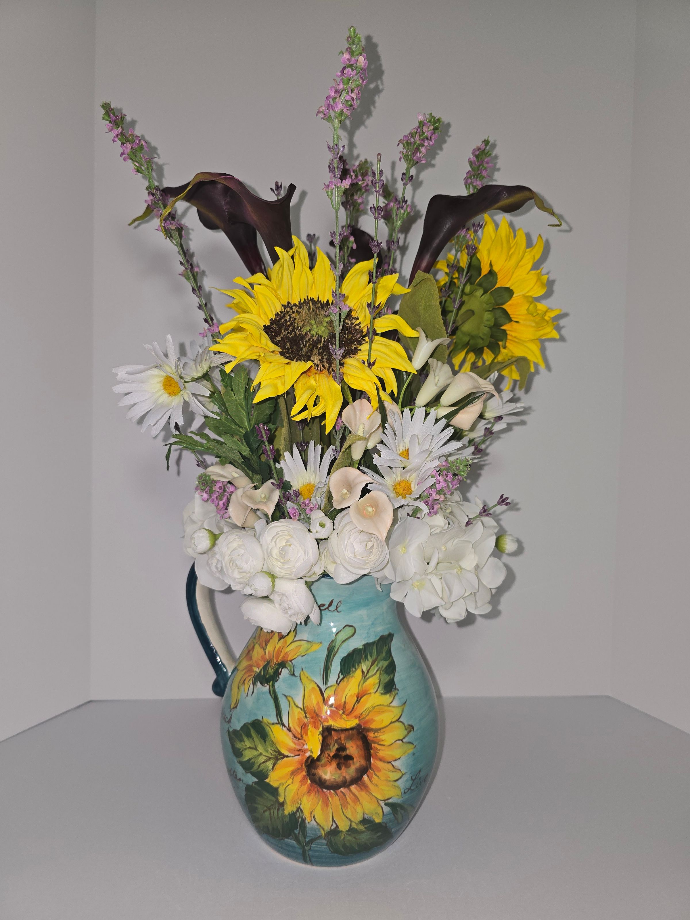 Large Sunflower Pitcher NCA0051