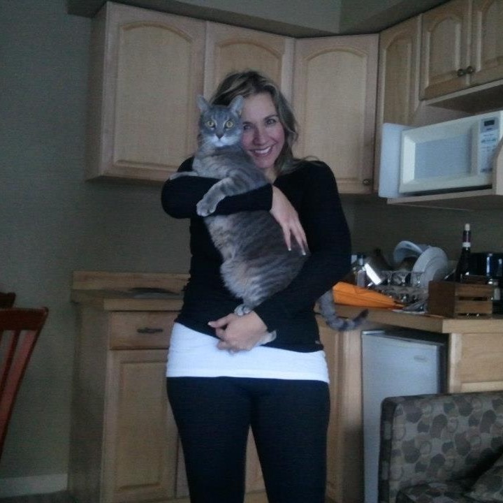 Lou Loves Pets's image