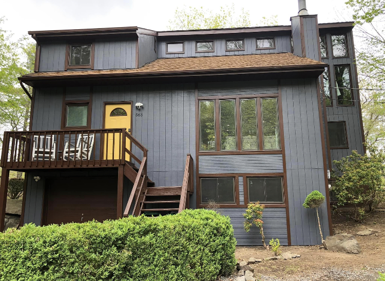 The Blue Canoe Lakehouse's image