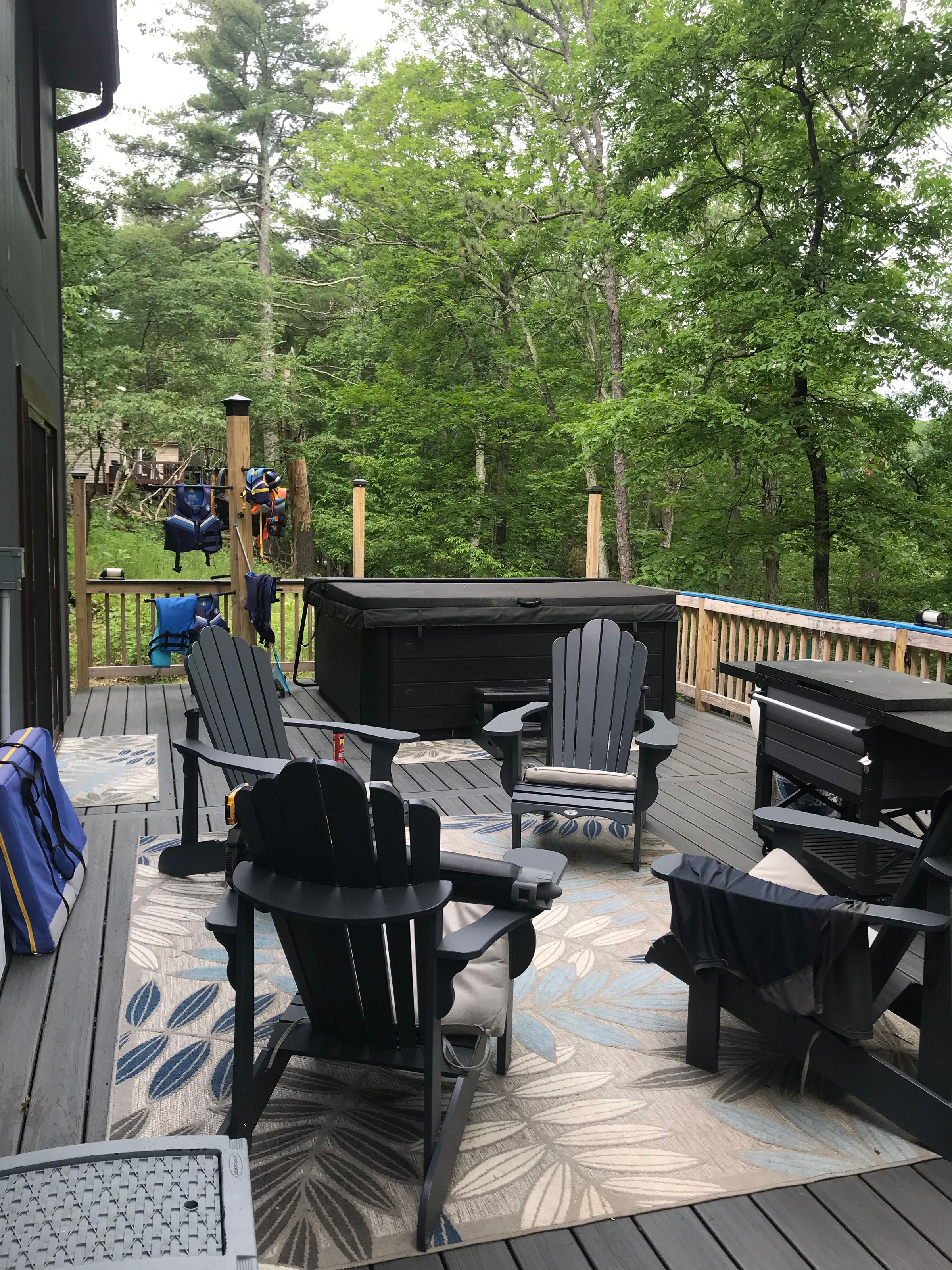 The Blue Canoe Lakehouse's image