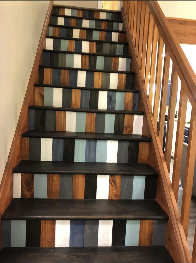 The Blue Canoe Lakehouse's image