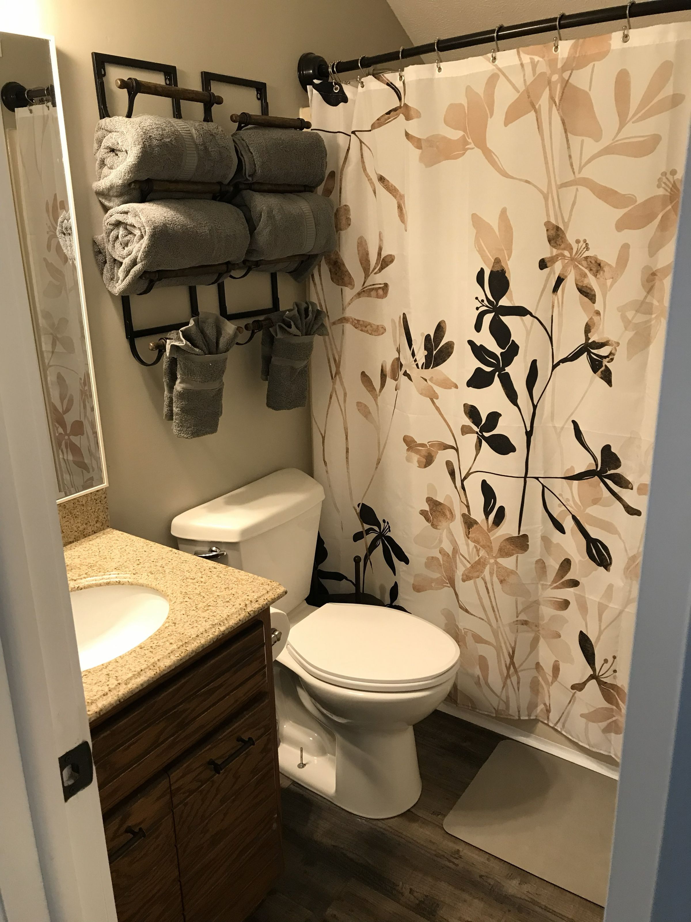 The Blue Canoe Lakehouse's image