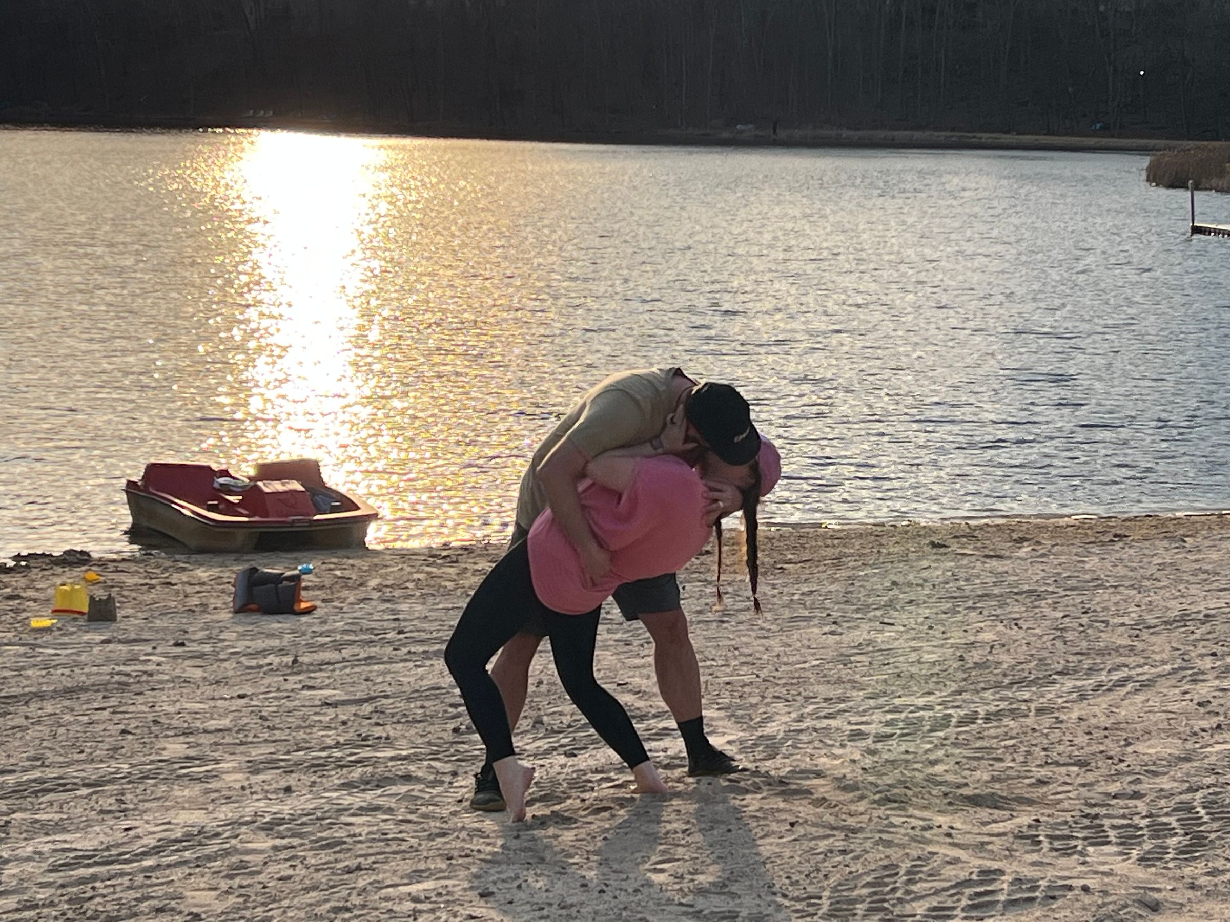 The Blue Canoe Lakehouse's image