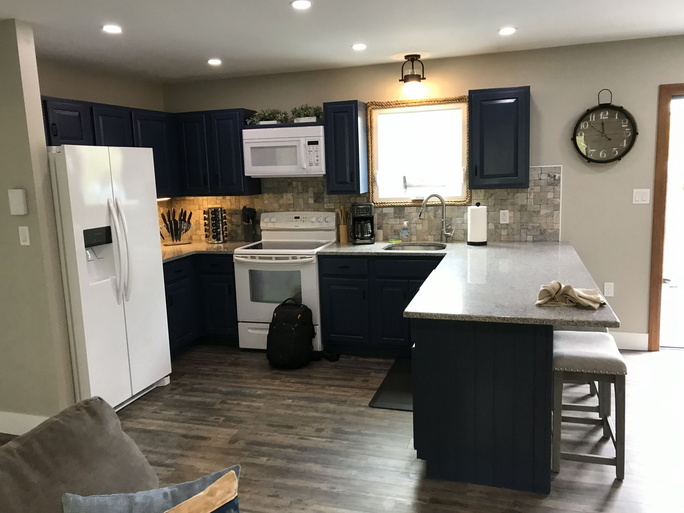 The Blue Canoe Lakehouse's image