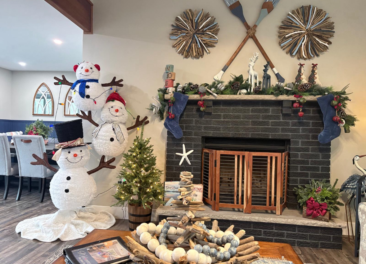 The Blue Canoe Lakehouse's image