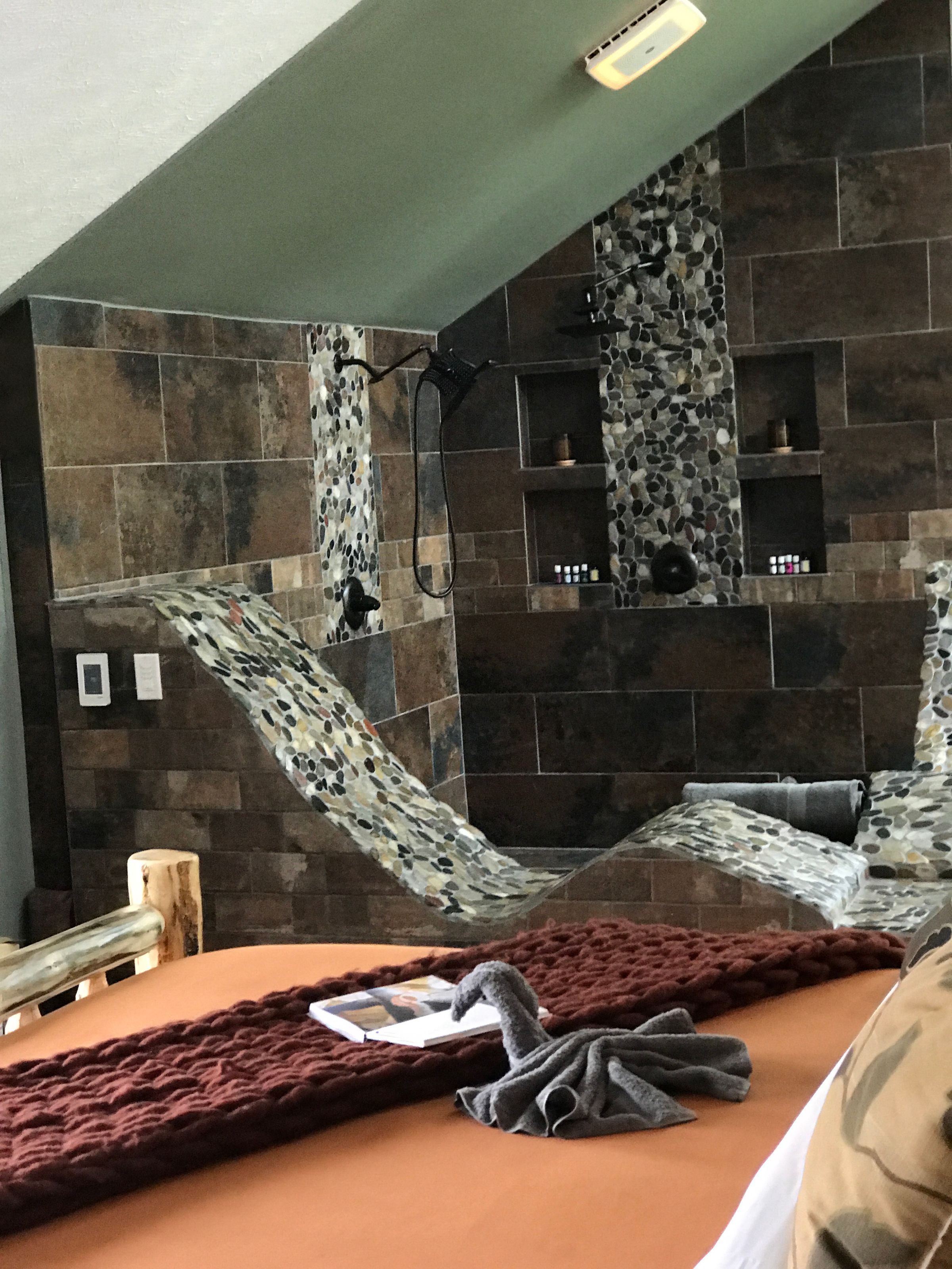 The Blue Canoe Lakehouse's image