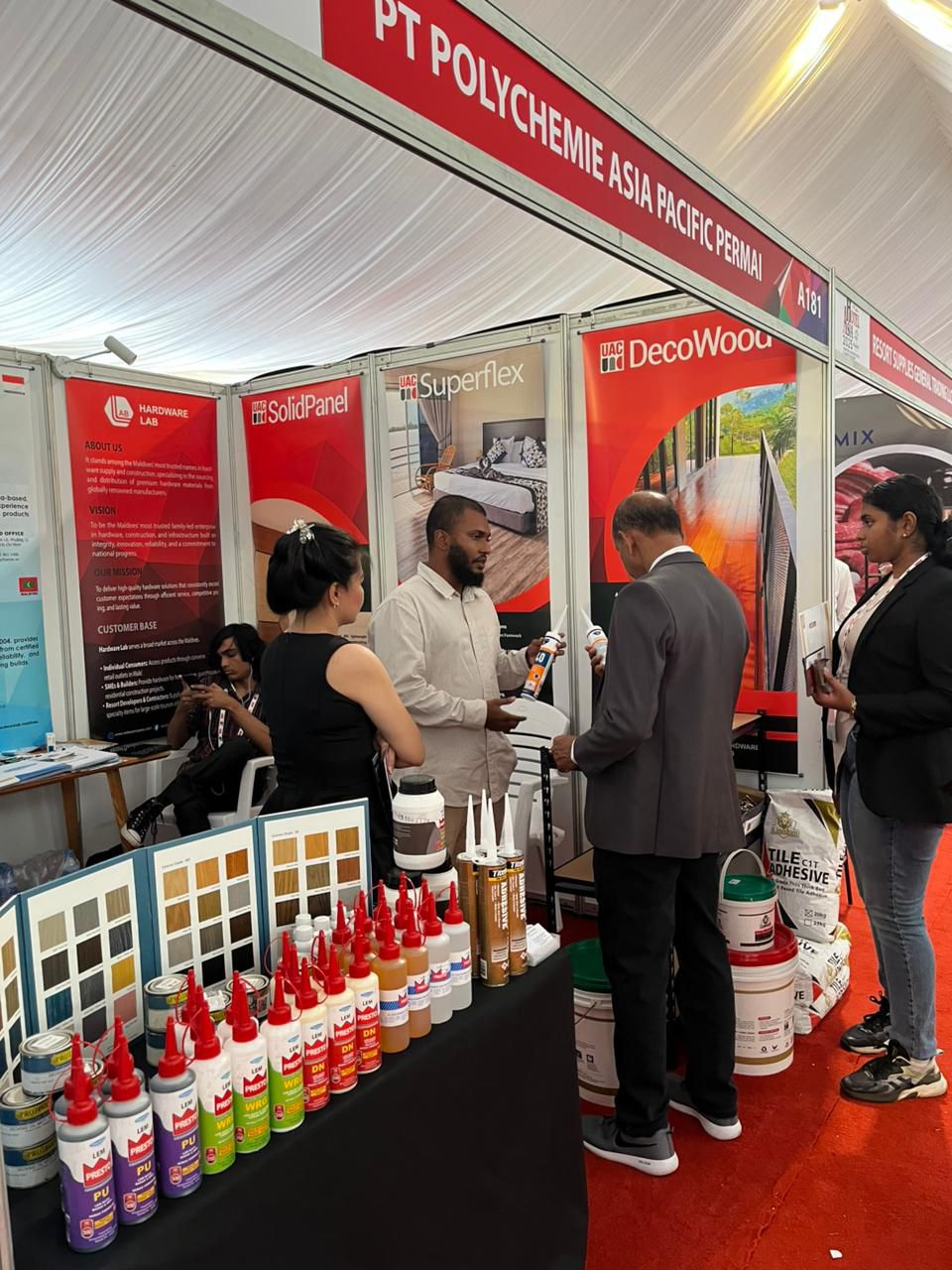 Hardware Lab - by Nelke Company's image