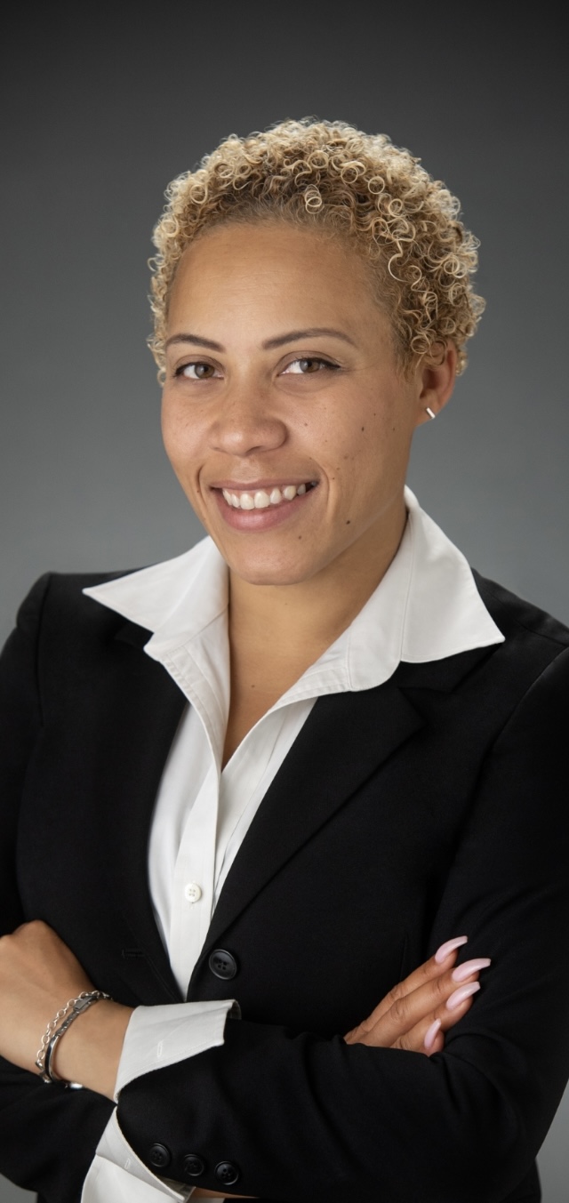 She’s working 9-5 🎶 