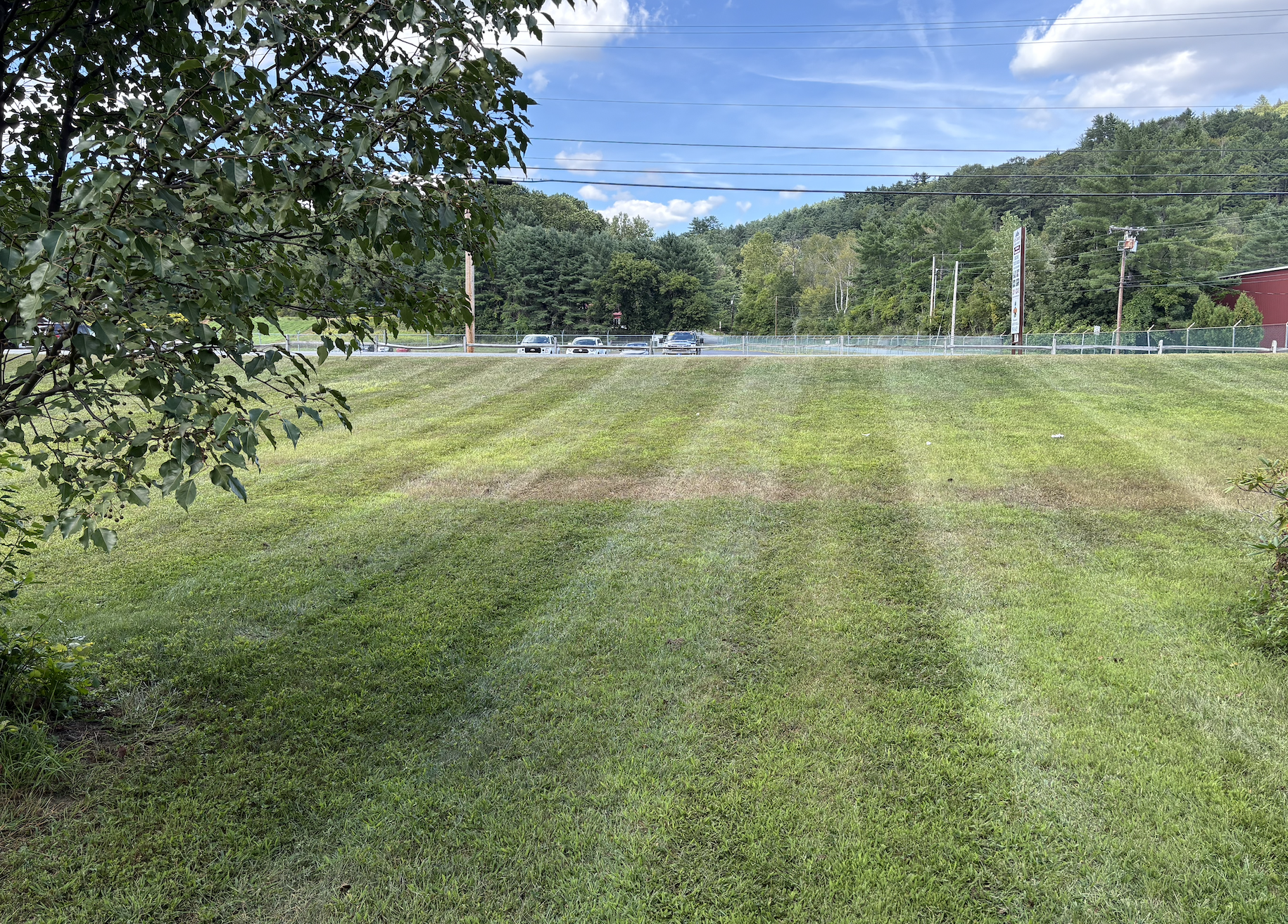 claysmowingcompany.com's image