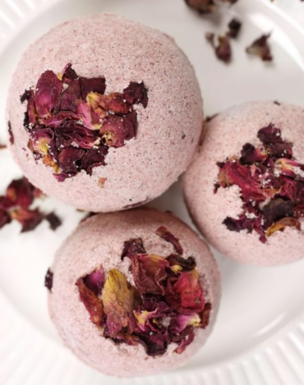 Rose bath bombs