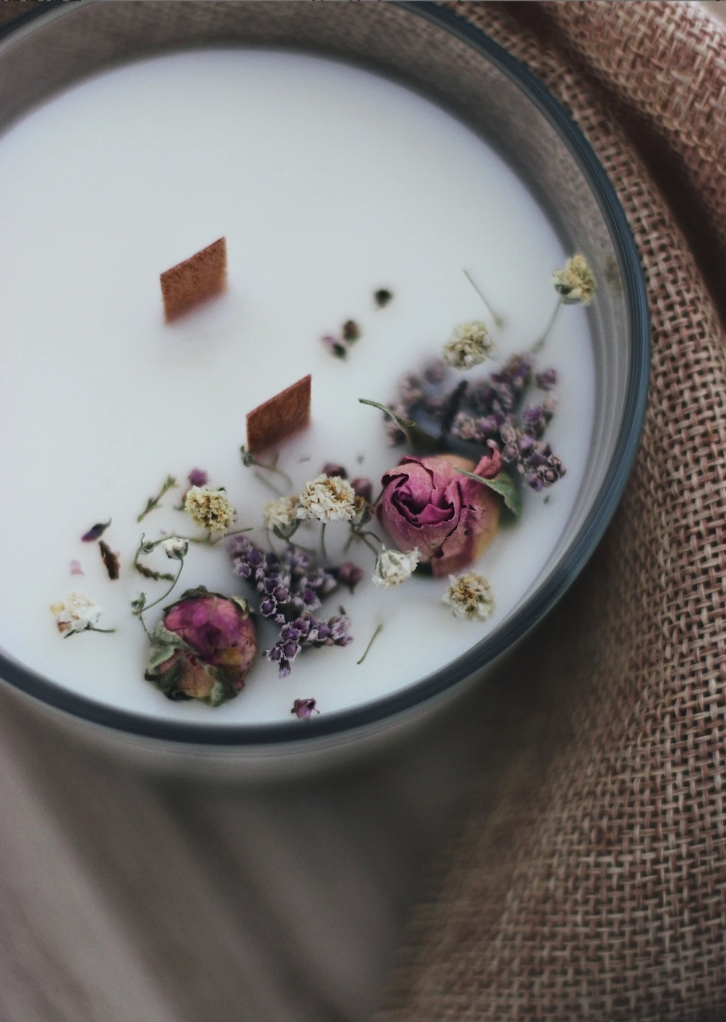 Soy candles wooden wicks