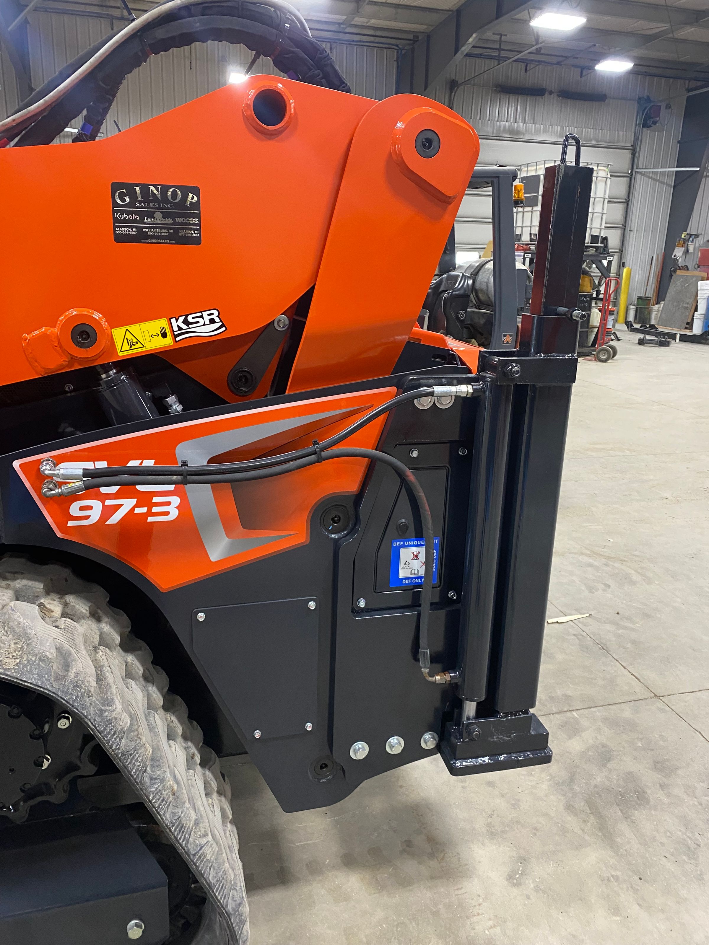 Kubota 97-3 Counter Weight Plates & Stabilizer Legs