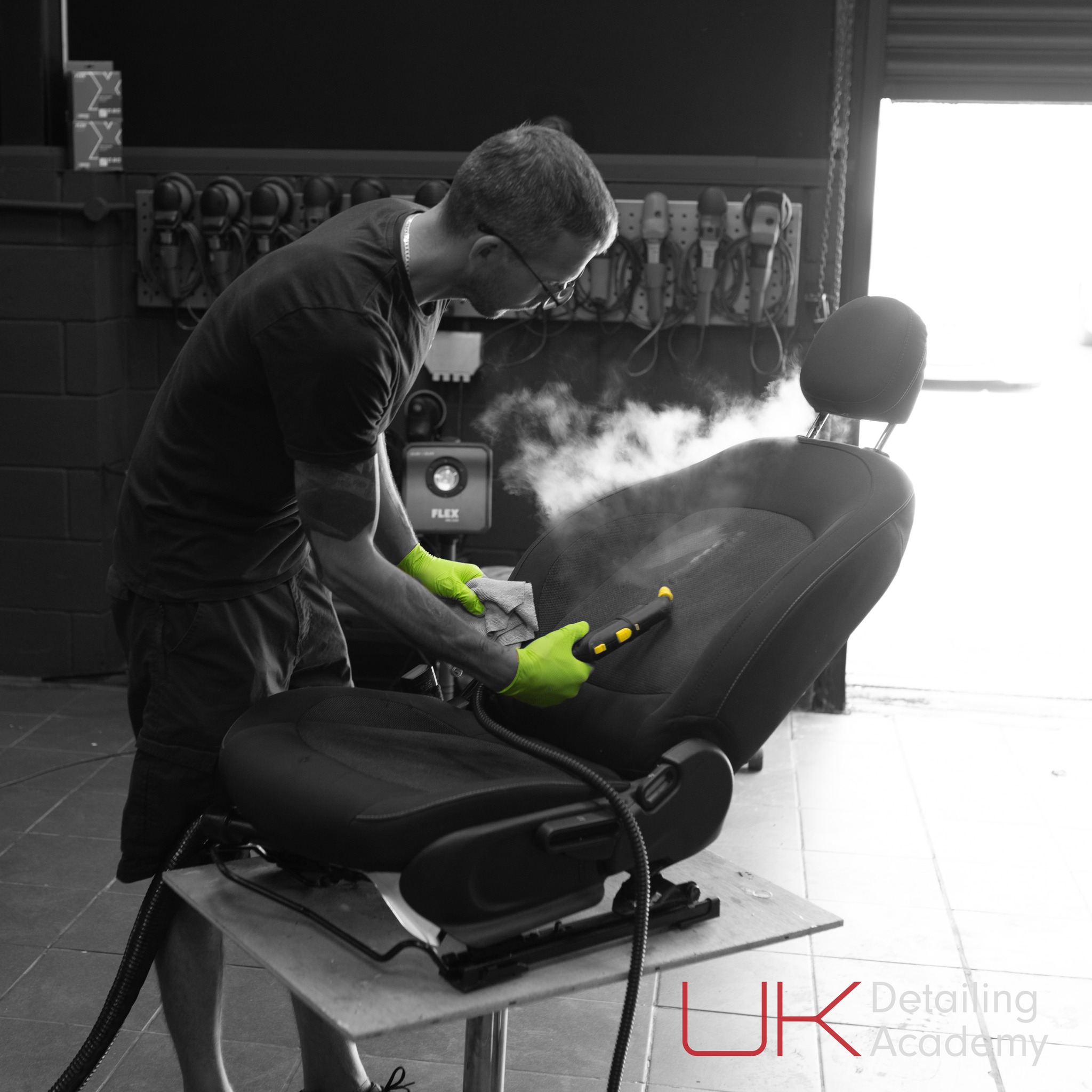 Vehicle Detailer's image