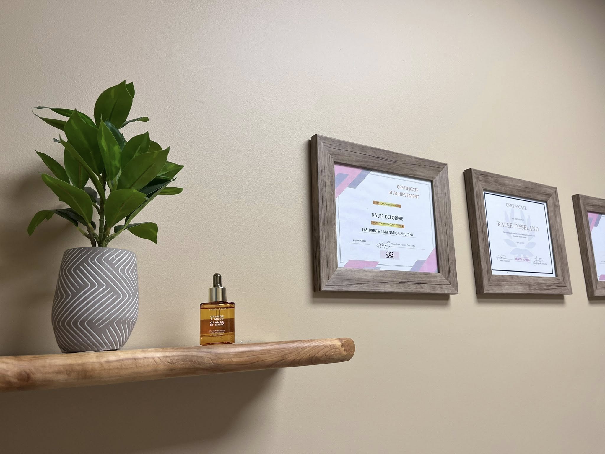  Valley beauty lounge 's image