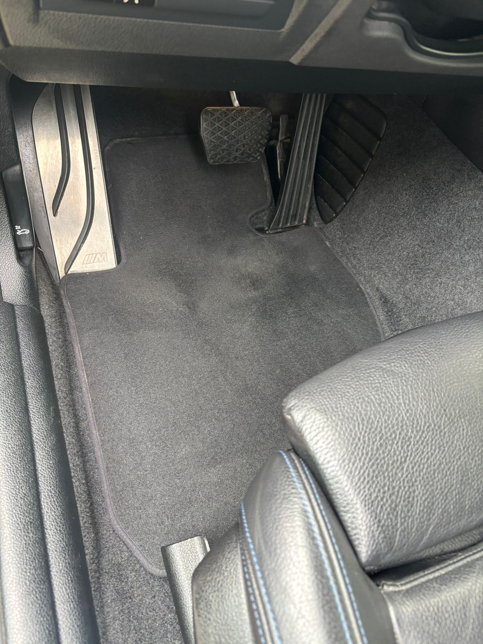 Ultimate Car Detailing in Schweiz – Luxe Details Switzerland's image