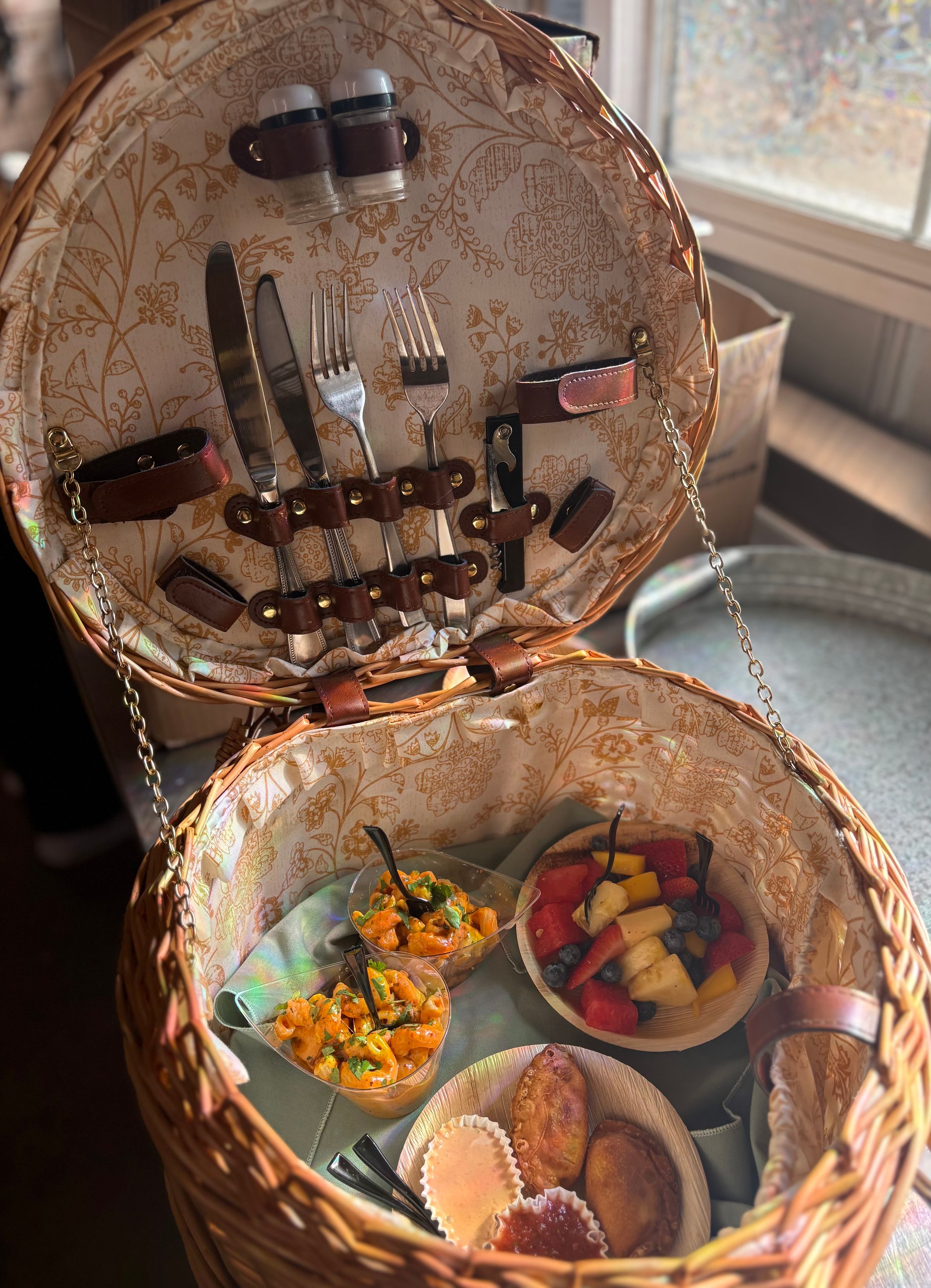 Honeymoon Picnic