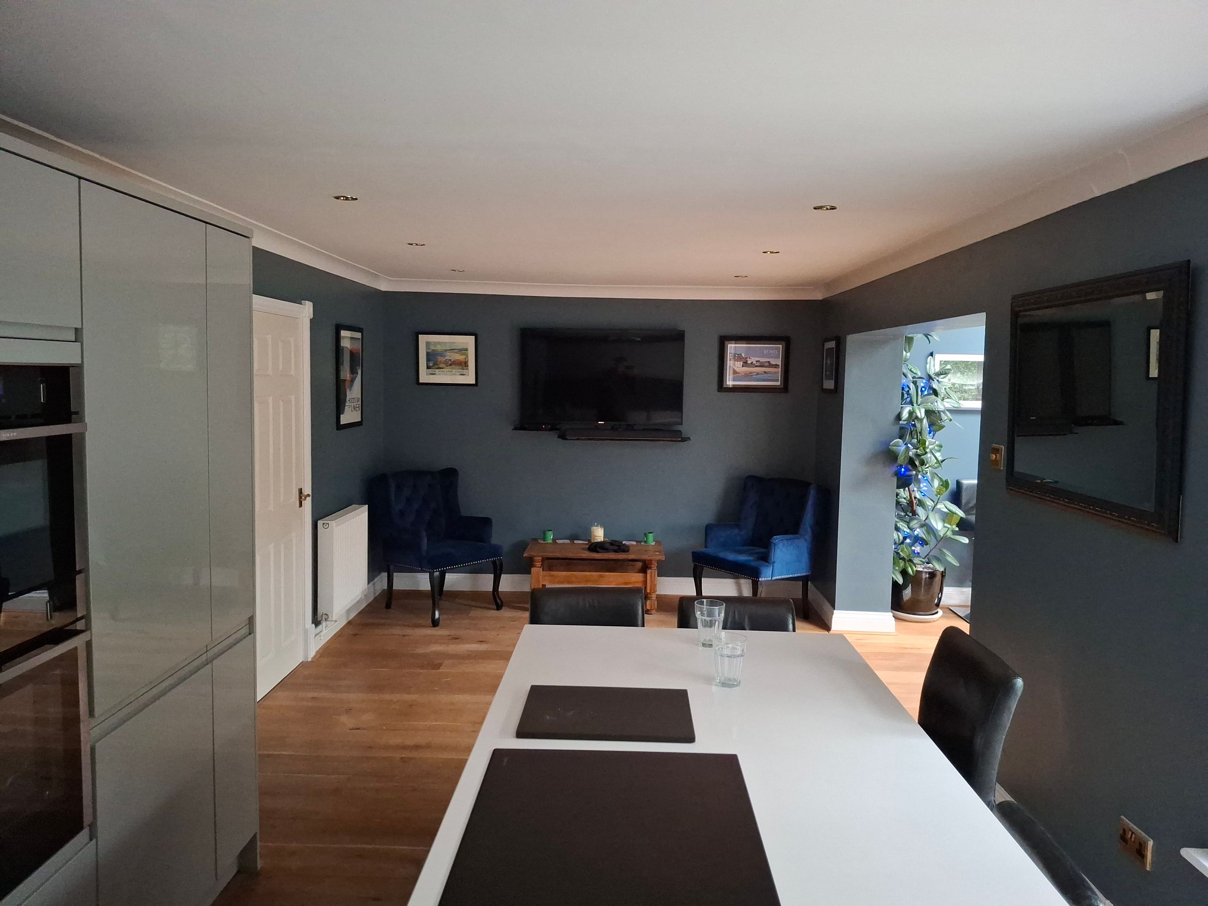 Moore's Decorating Service's image